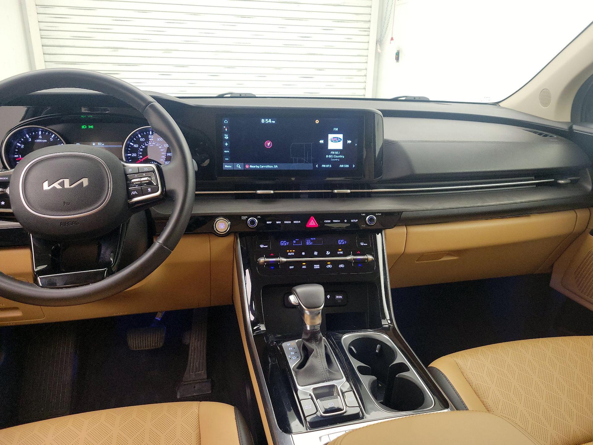 Thumbnail: 2023 Kia Carnival - 9