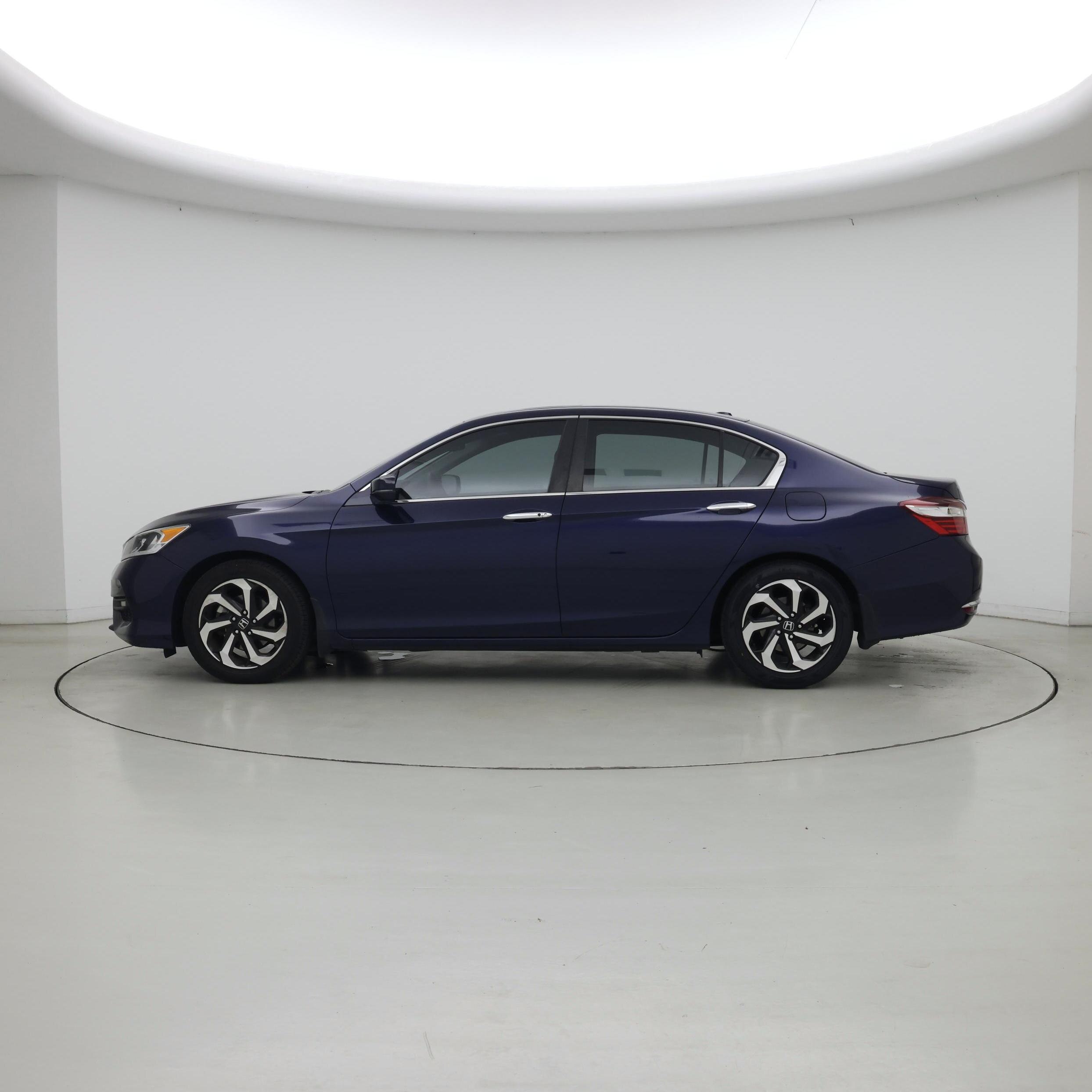 Thumbnail: 2017 Honda Accord - 3