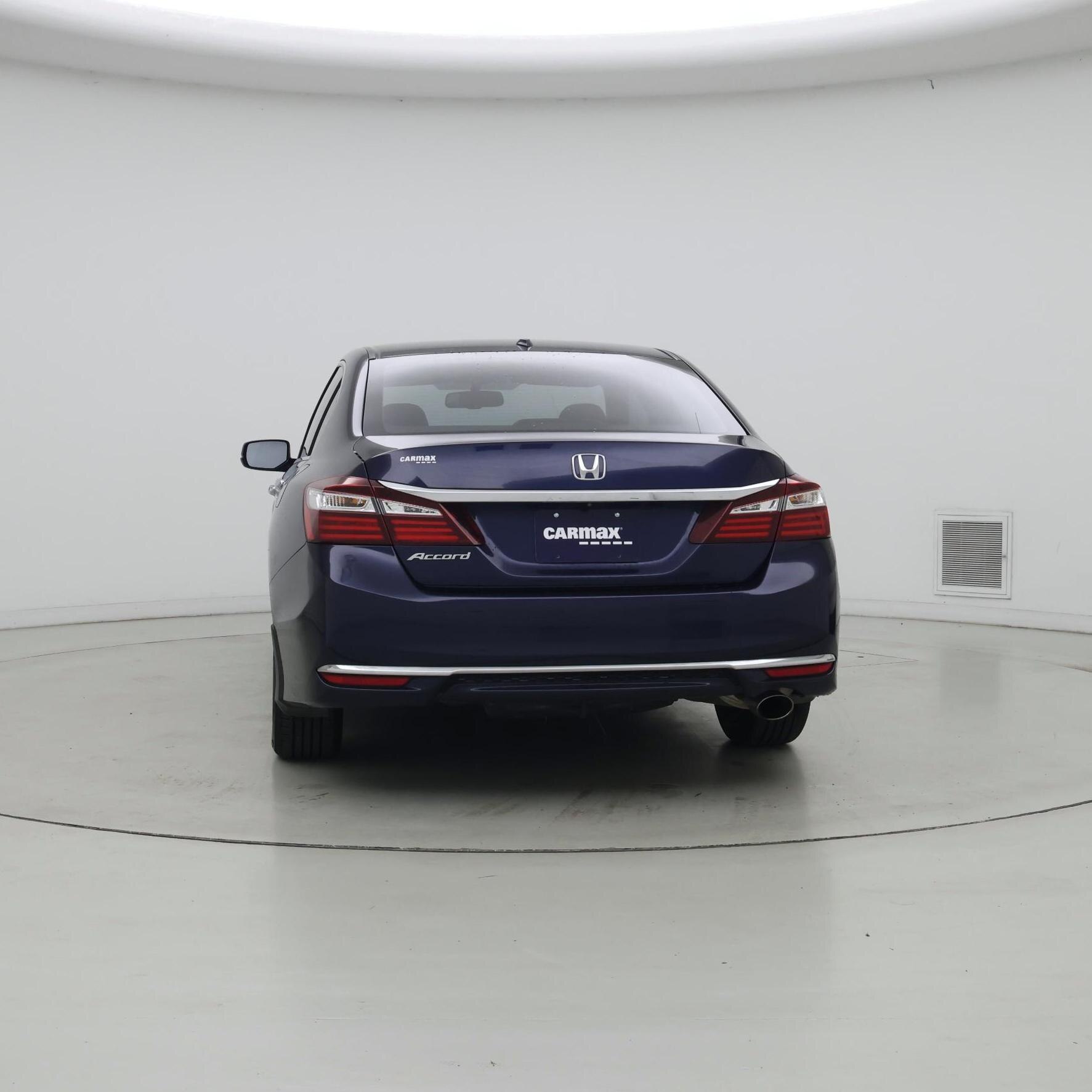 Thumbnail: 2017 Honda Accord - 6