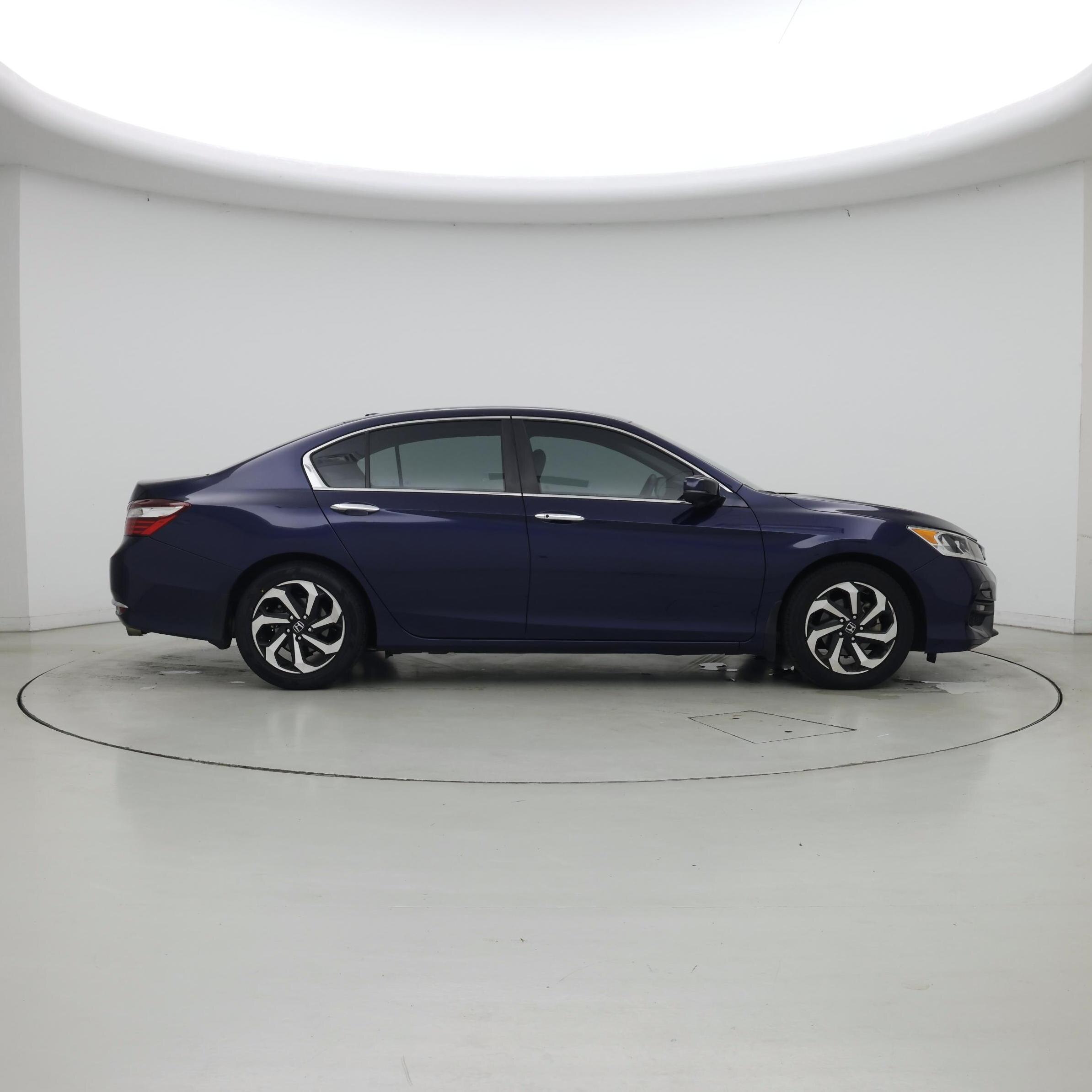 Thumbnail: 2017 Honda Accord - 7