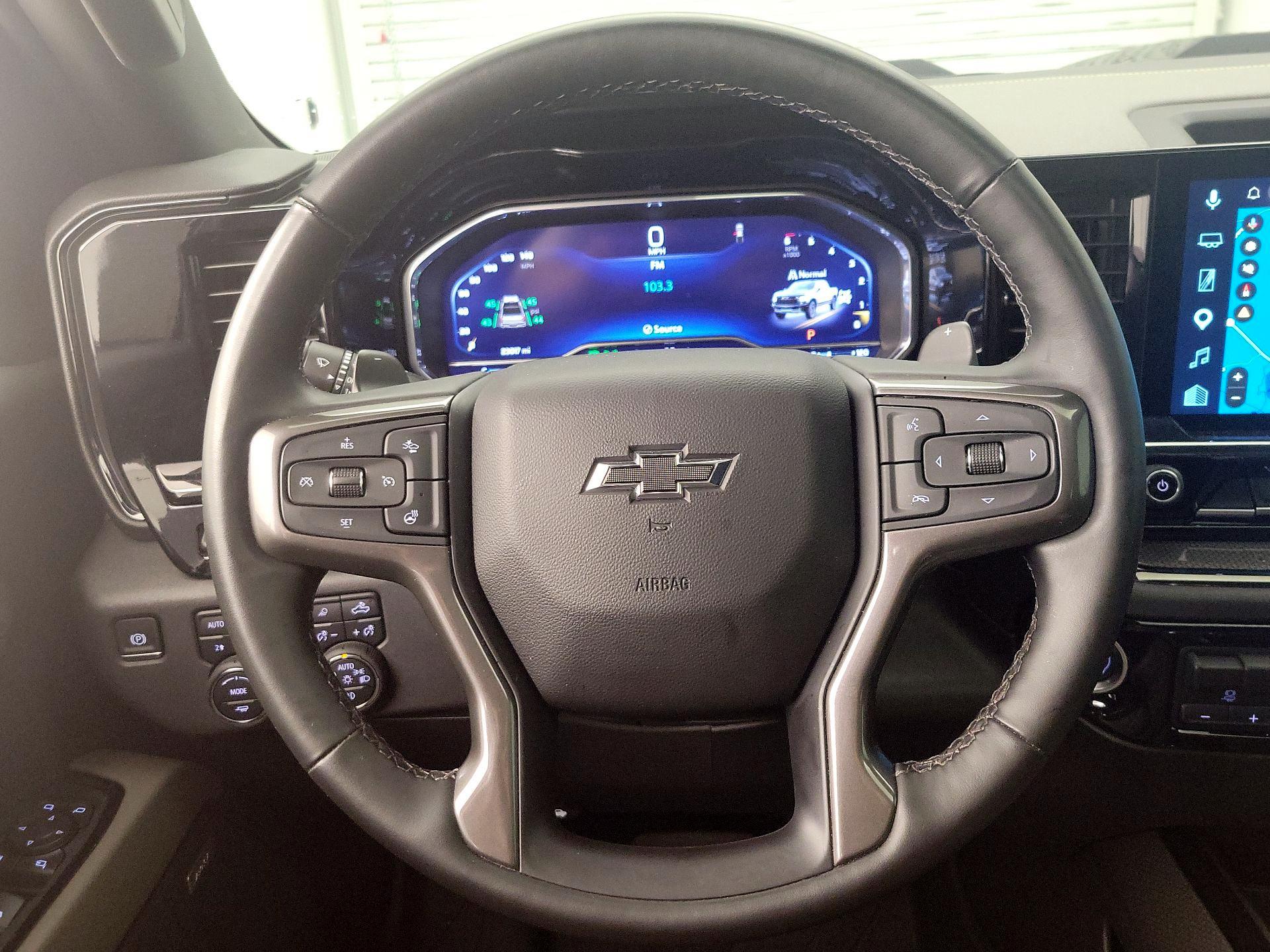 Thumbnail: 2025 Chevrolet Silverado 1500 - 10
