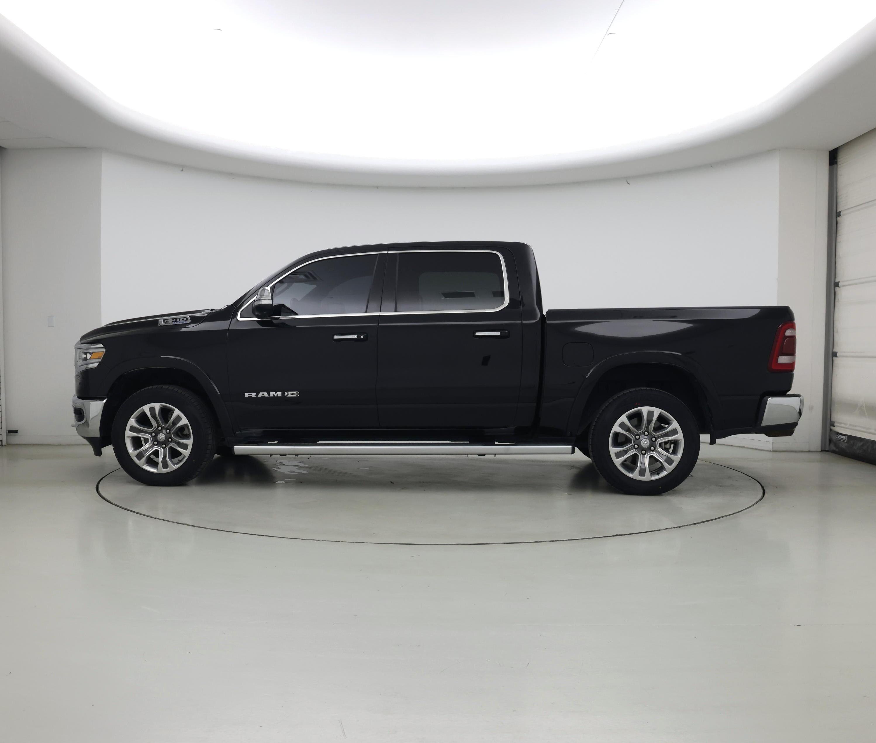 Thumbnail: 2022 RAM 1500 - 3