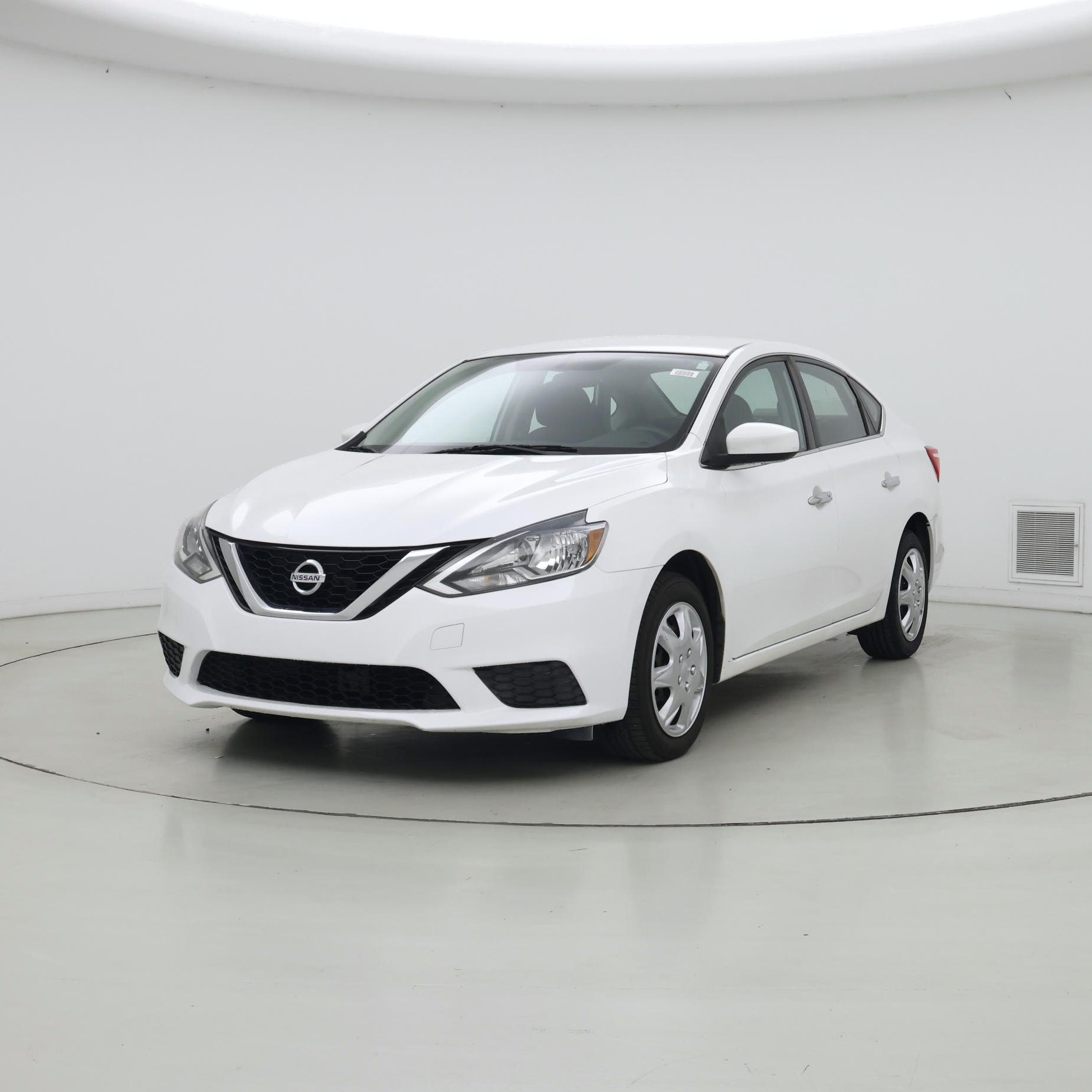 Thumbnail: 2017 Nissan Sentra - 4