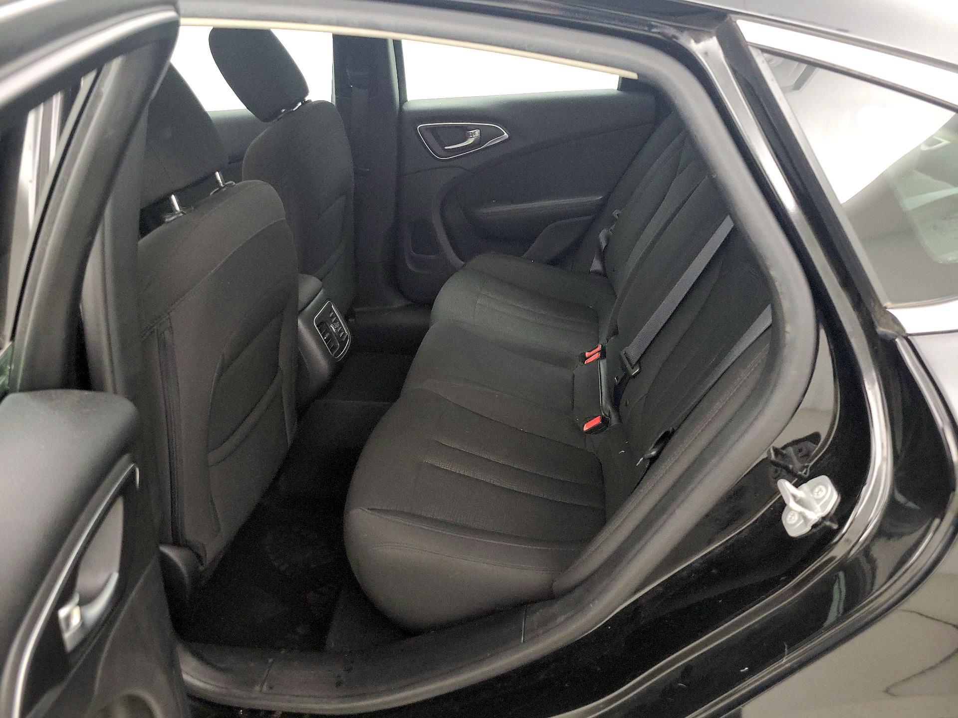 Thumbnail: 2016 Chrysler 200 - 20
