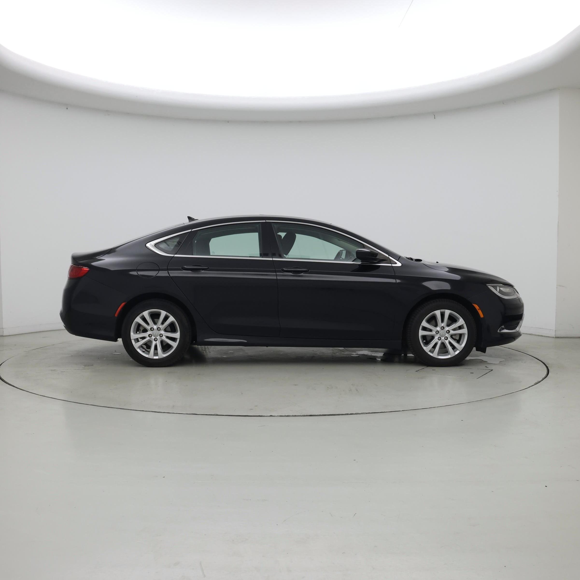 Thumbnail: 2016 Chrysler 200 - 7