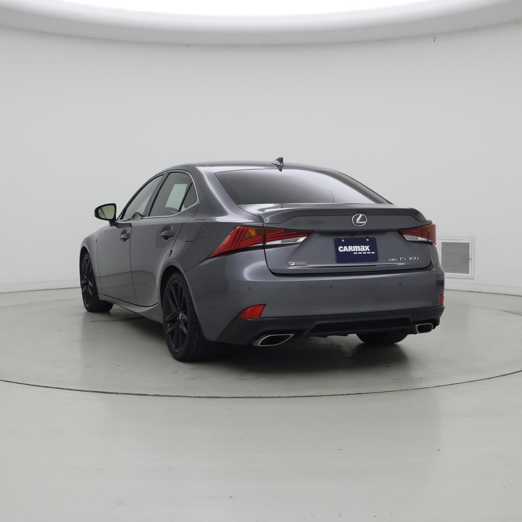 Thumbnail: 2020 Lexus IS - 2