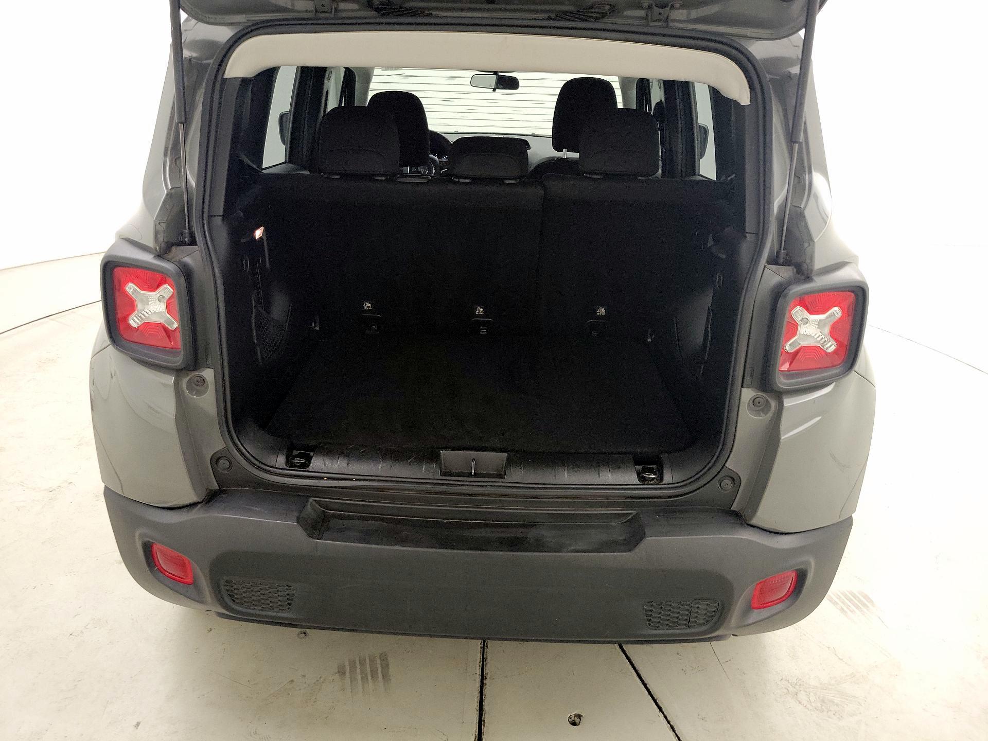 Thumbnail: 2020 Jeep Renegade - 20