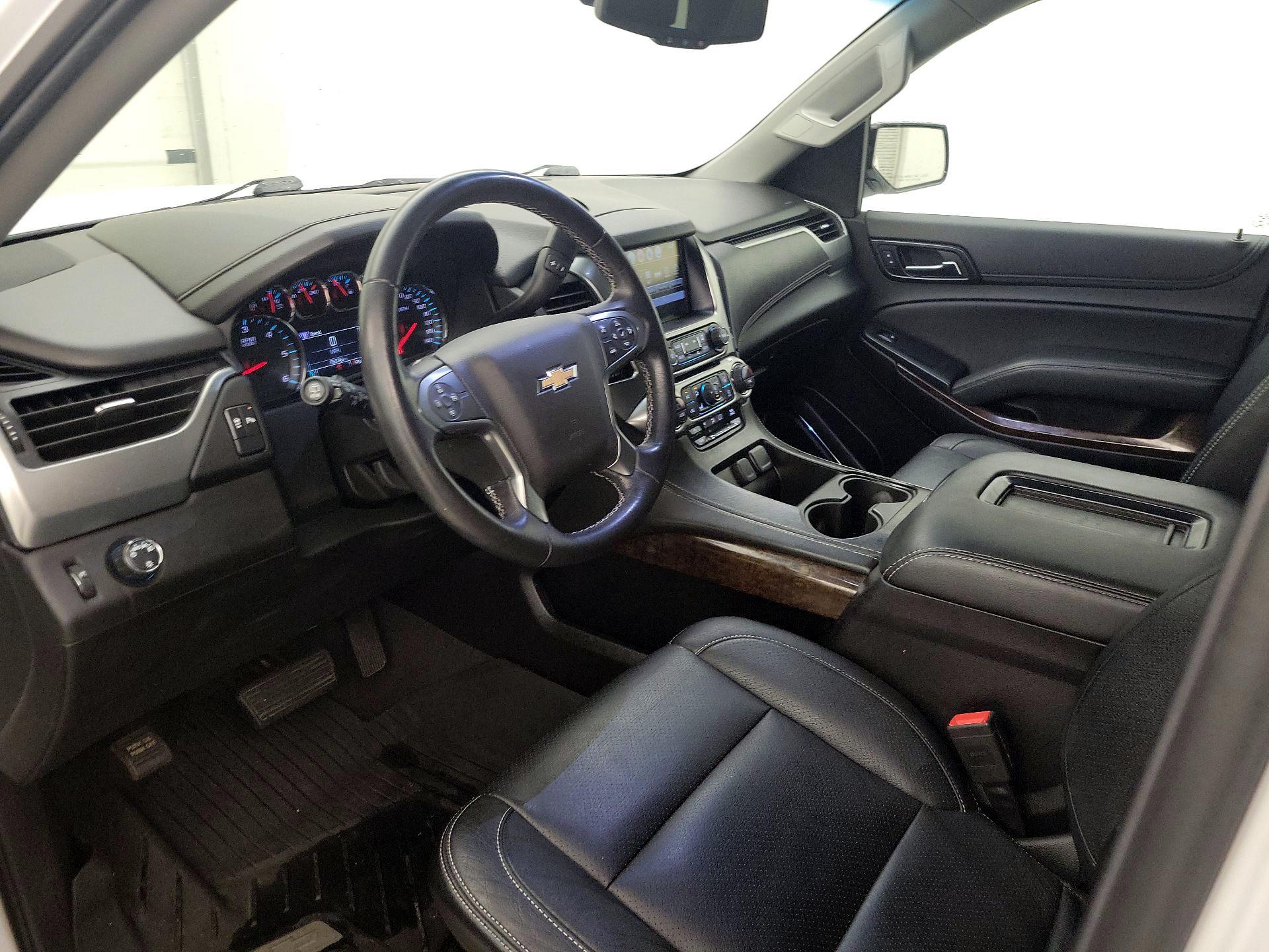 Thumbnail: 2019 Chevrolet Tahoe - 11
