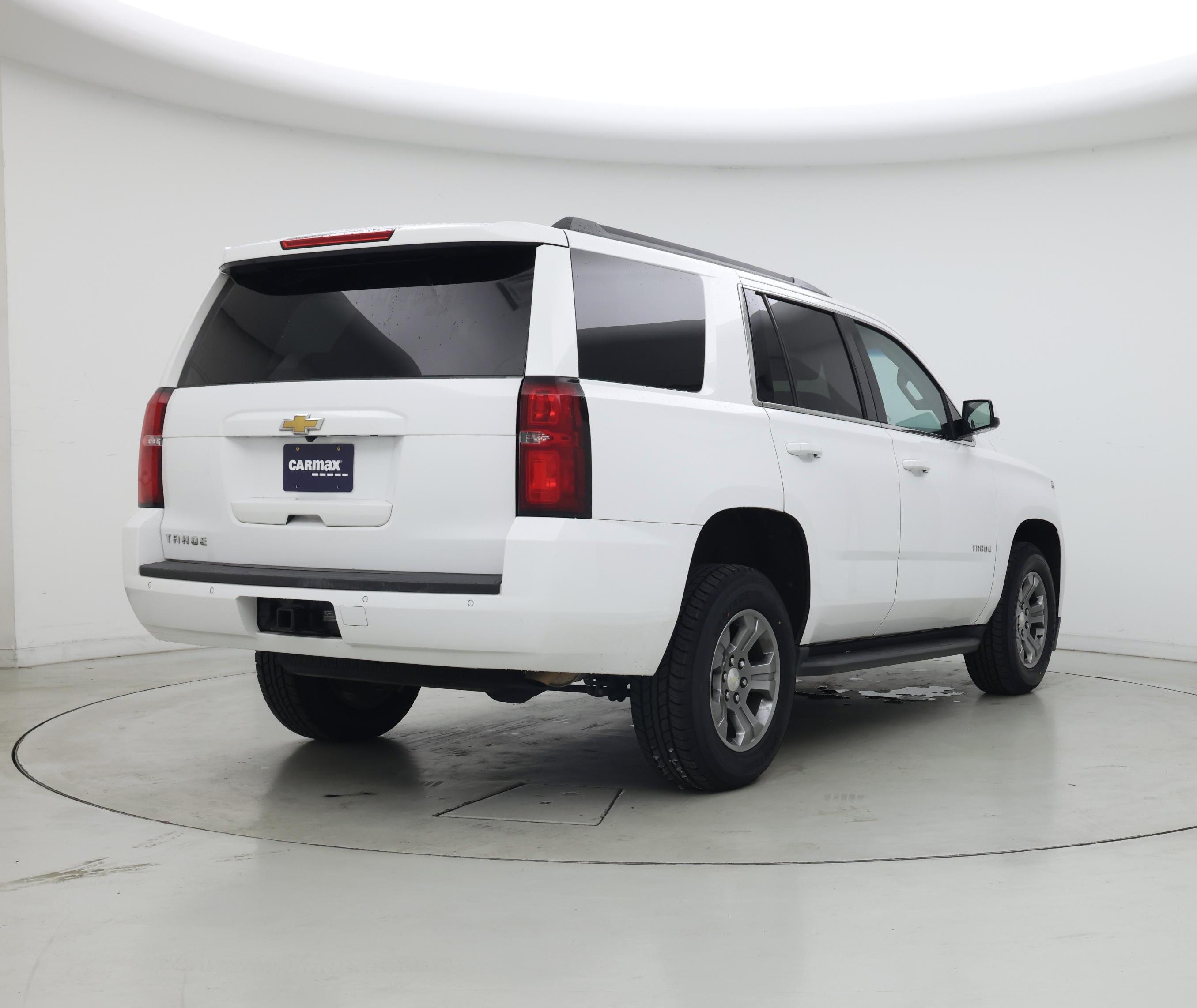 Thumbnail: 2019 Chevrolet Tahoe - 8