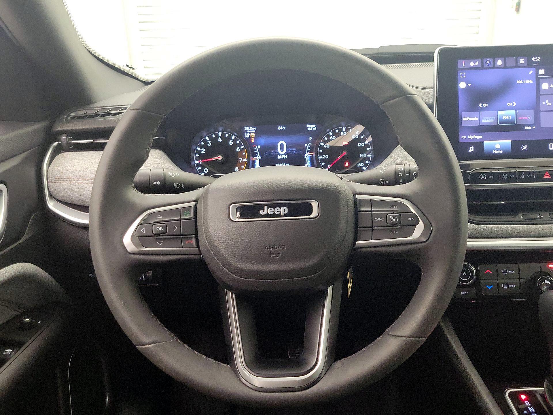 Thumbnail: 2023 Jeep Compass - 10