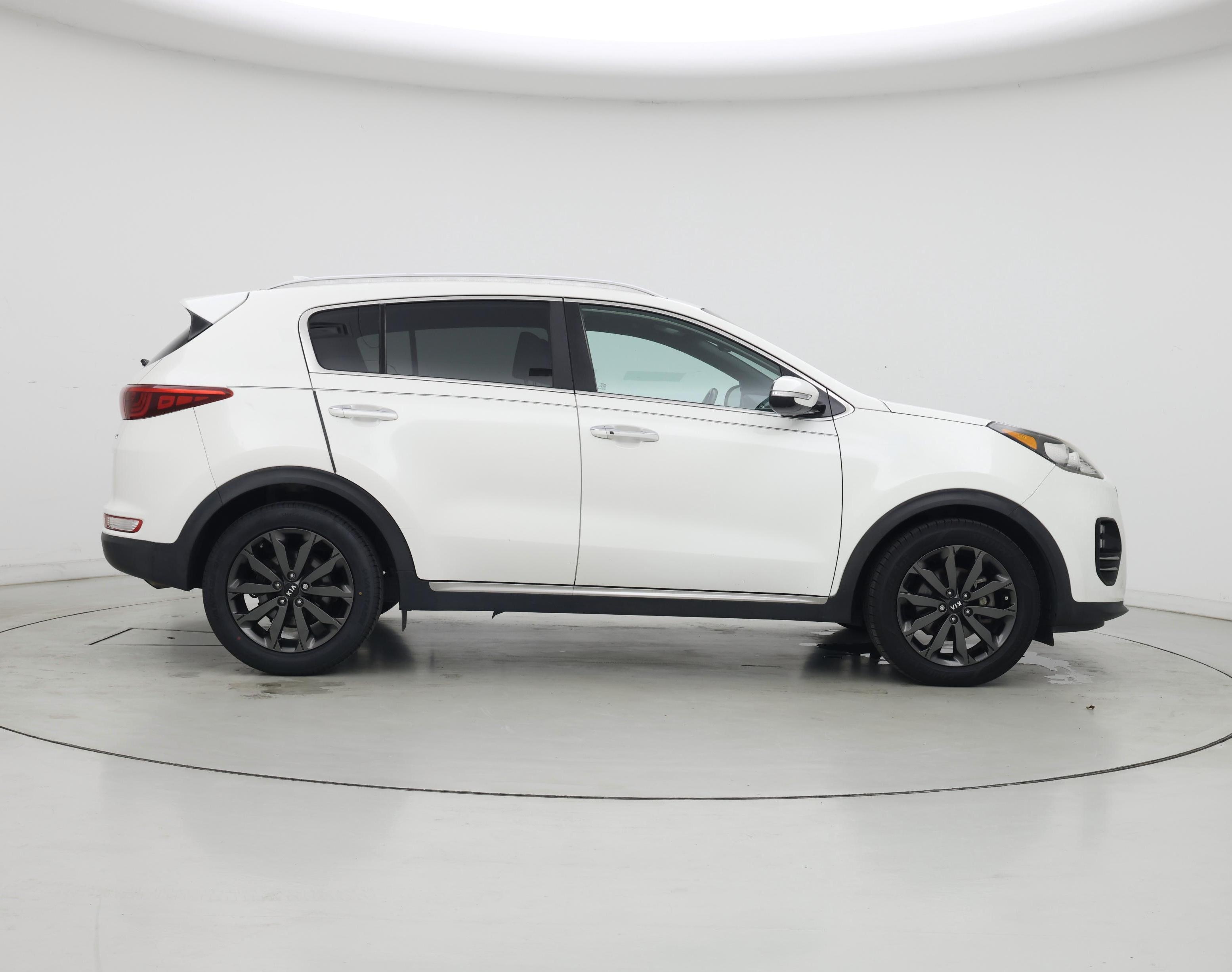 Thumbnail: 2019 Kia Sportage - 7