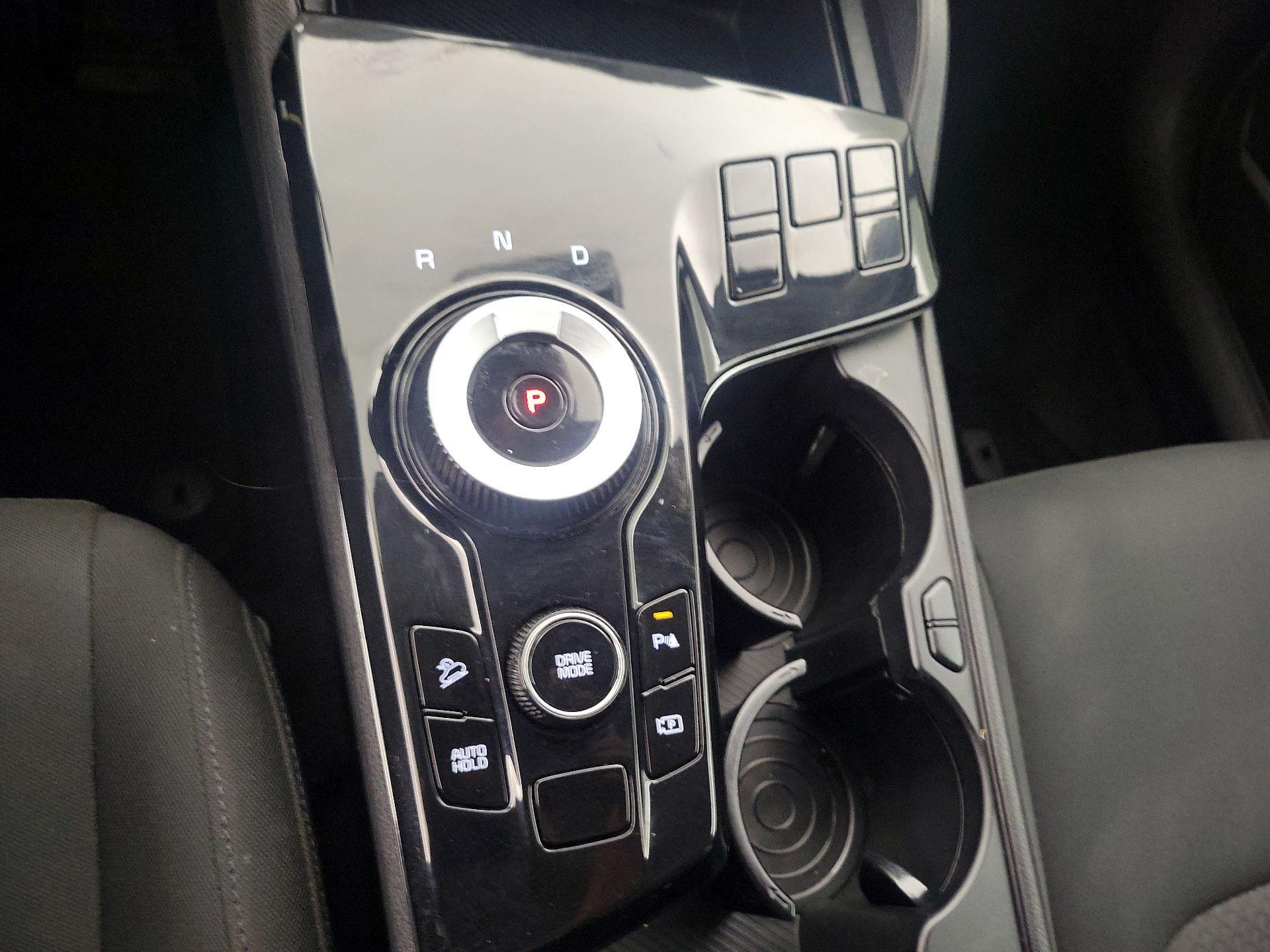 Thumbnail: 2023 Kia Sportage - 17