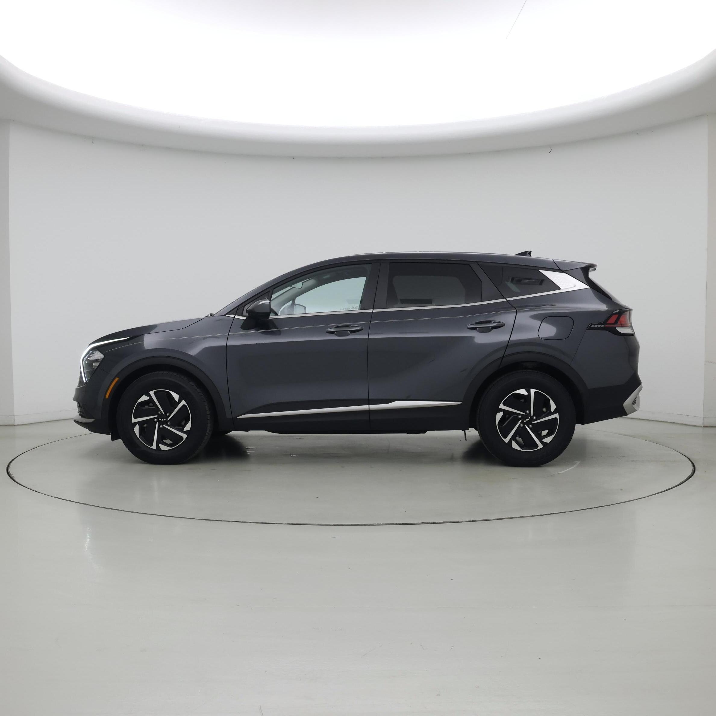Thumbnail: 2023 Kia Sportage - 3