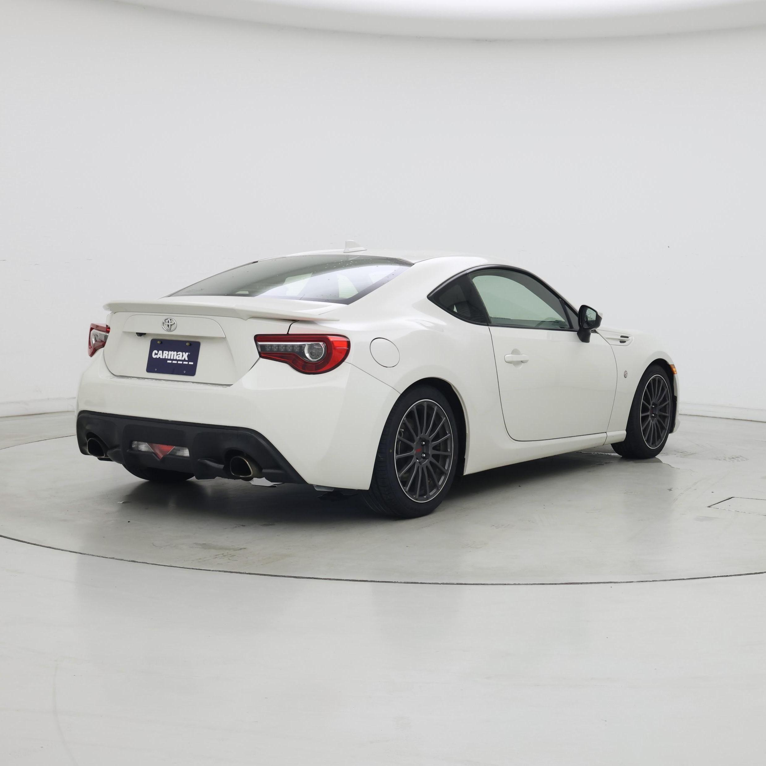 Thumbnail: 2017 Toyota 86 - 8