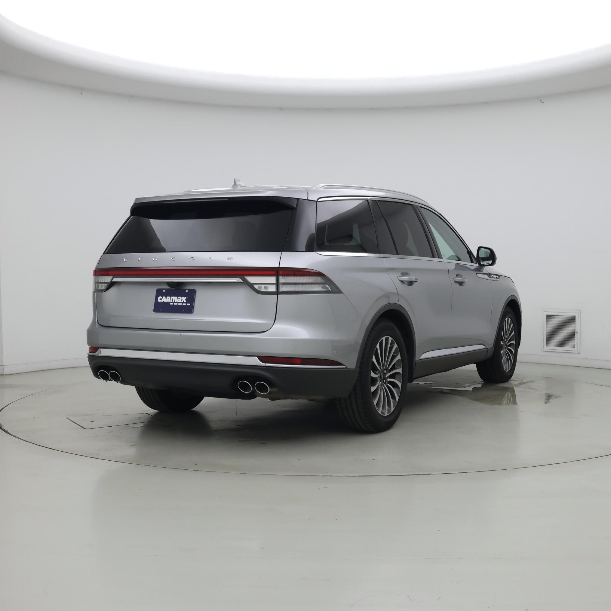 Thumbnail: 2020 Lincoln Aviator - 8