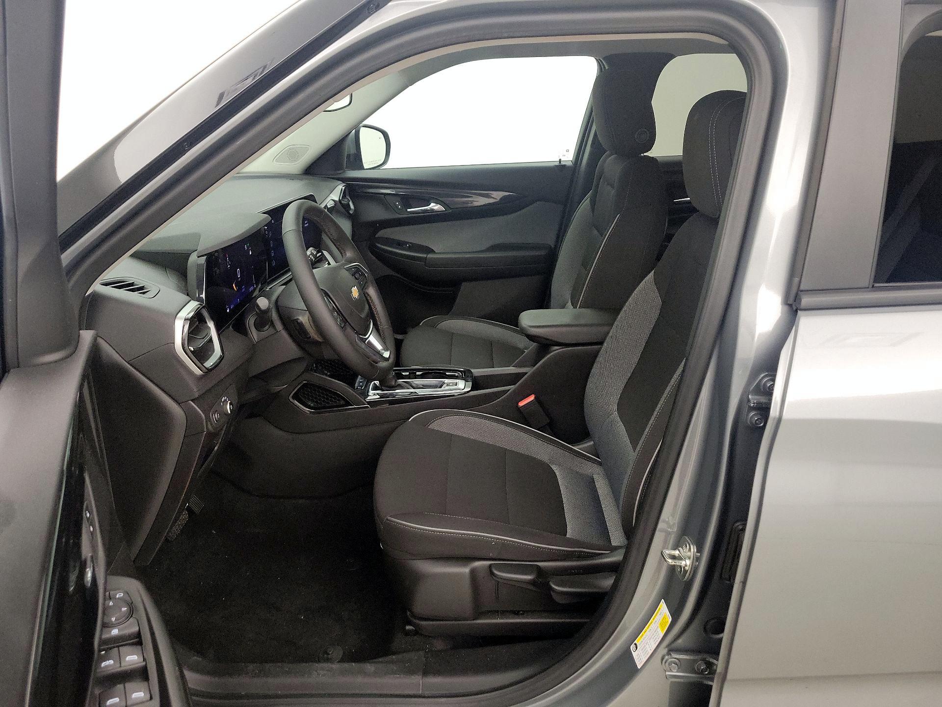 Thumbnail: 2024 Chevrolet TrailBlazer - 11