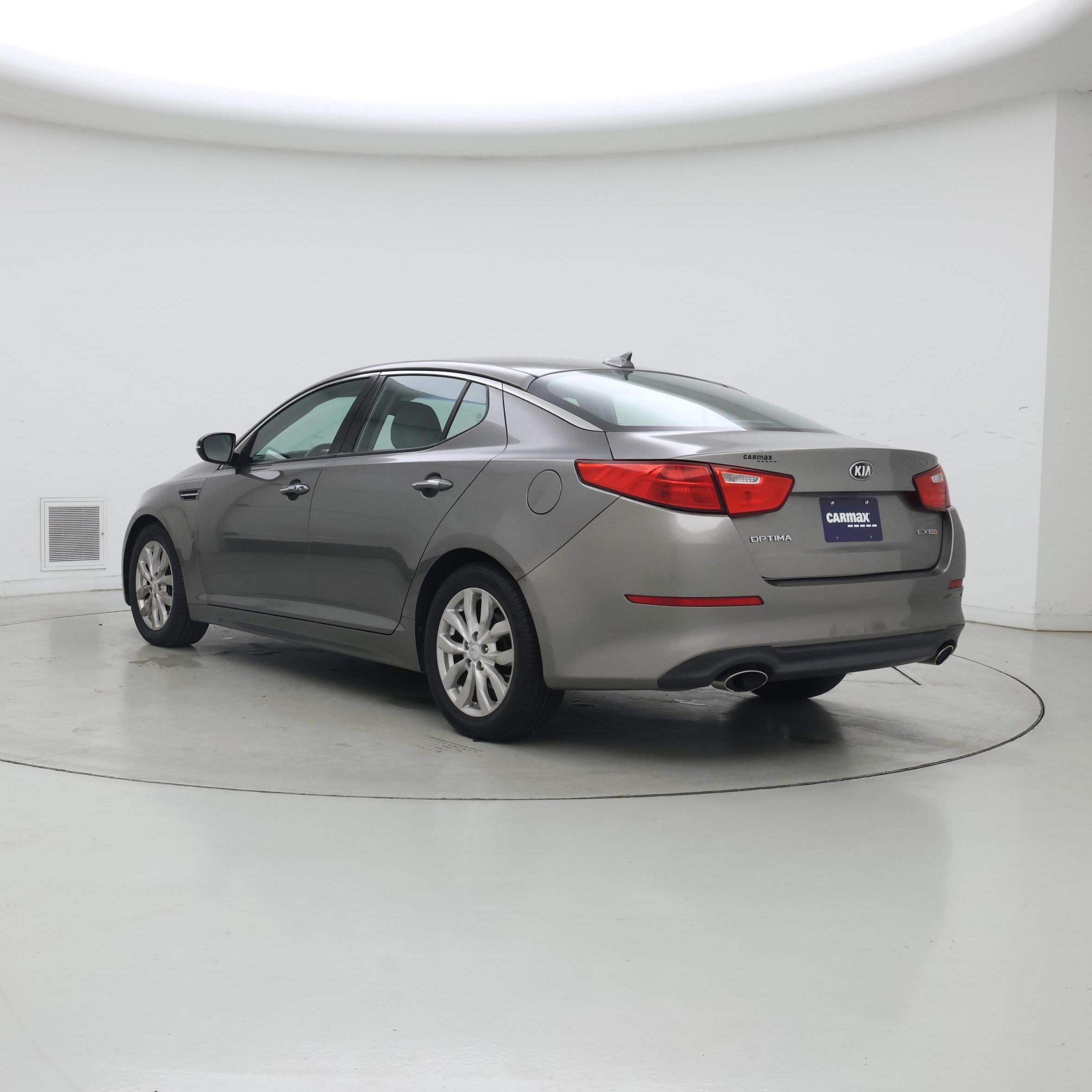 Thumbnail: 2015 Kia Optima - 2
