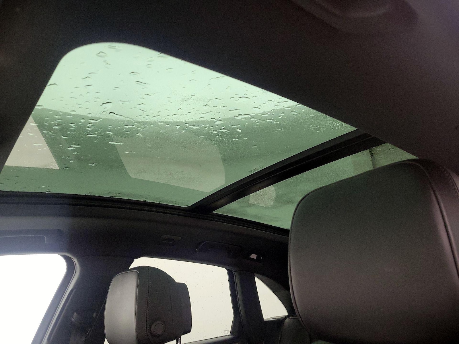 Panoramic Sunroof & Sunroof(s)