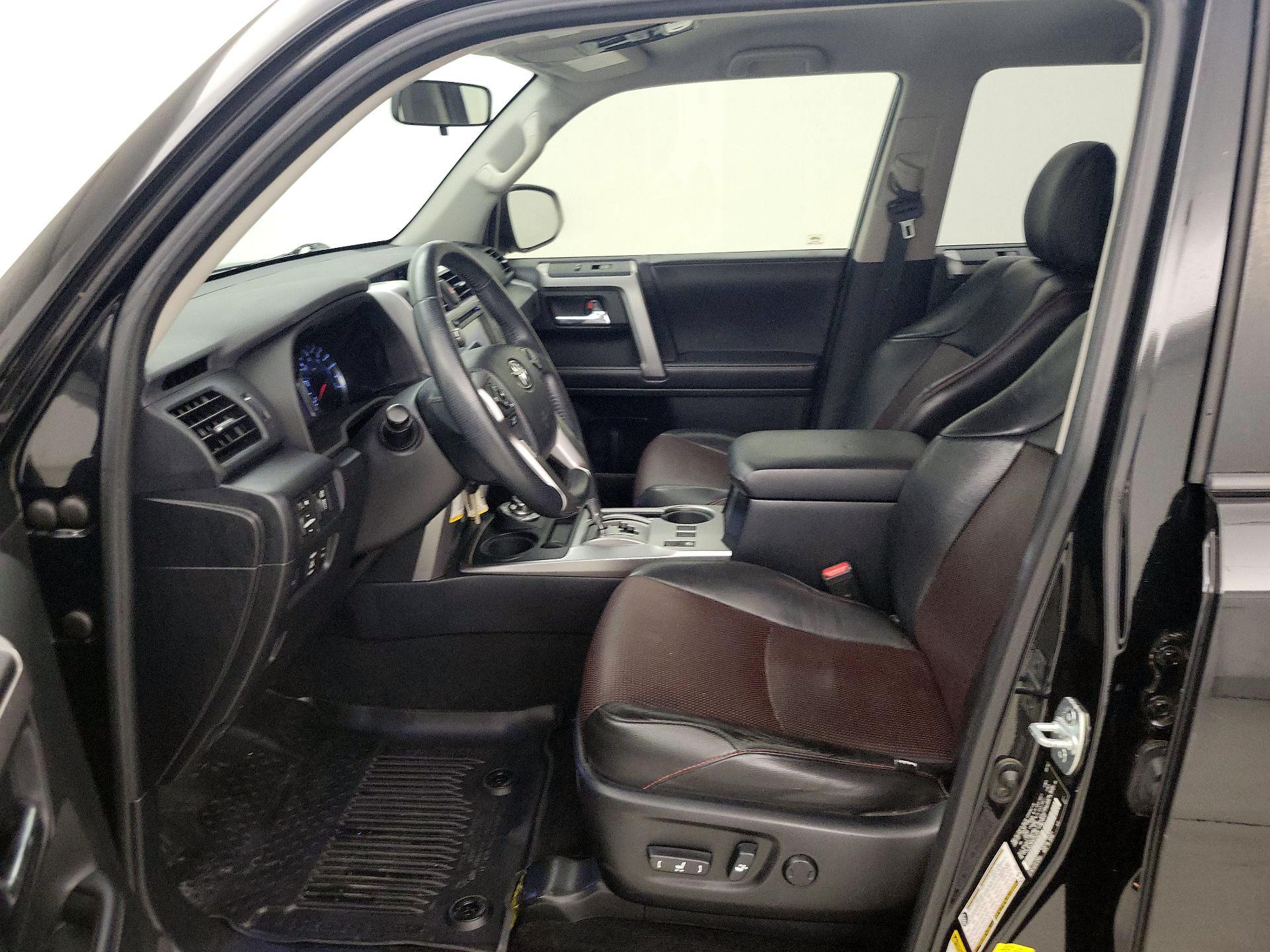 Thumbnail: 2019 Toyota 4Runner - 11