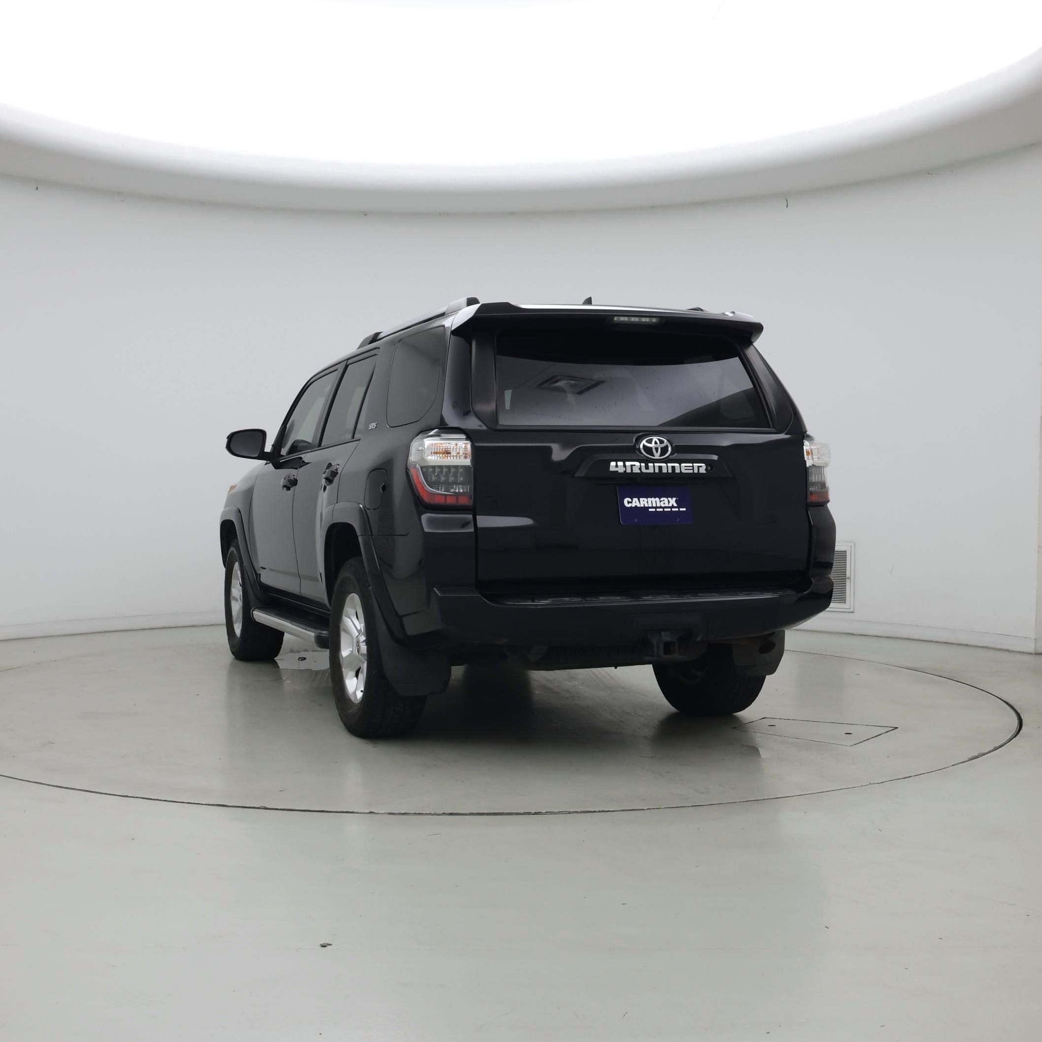 Thumbnail: 2019 Toyota 4Runner - 2