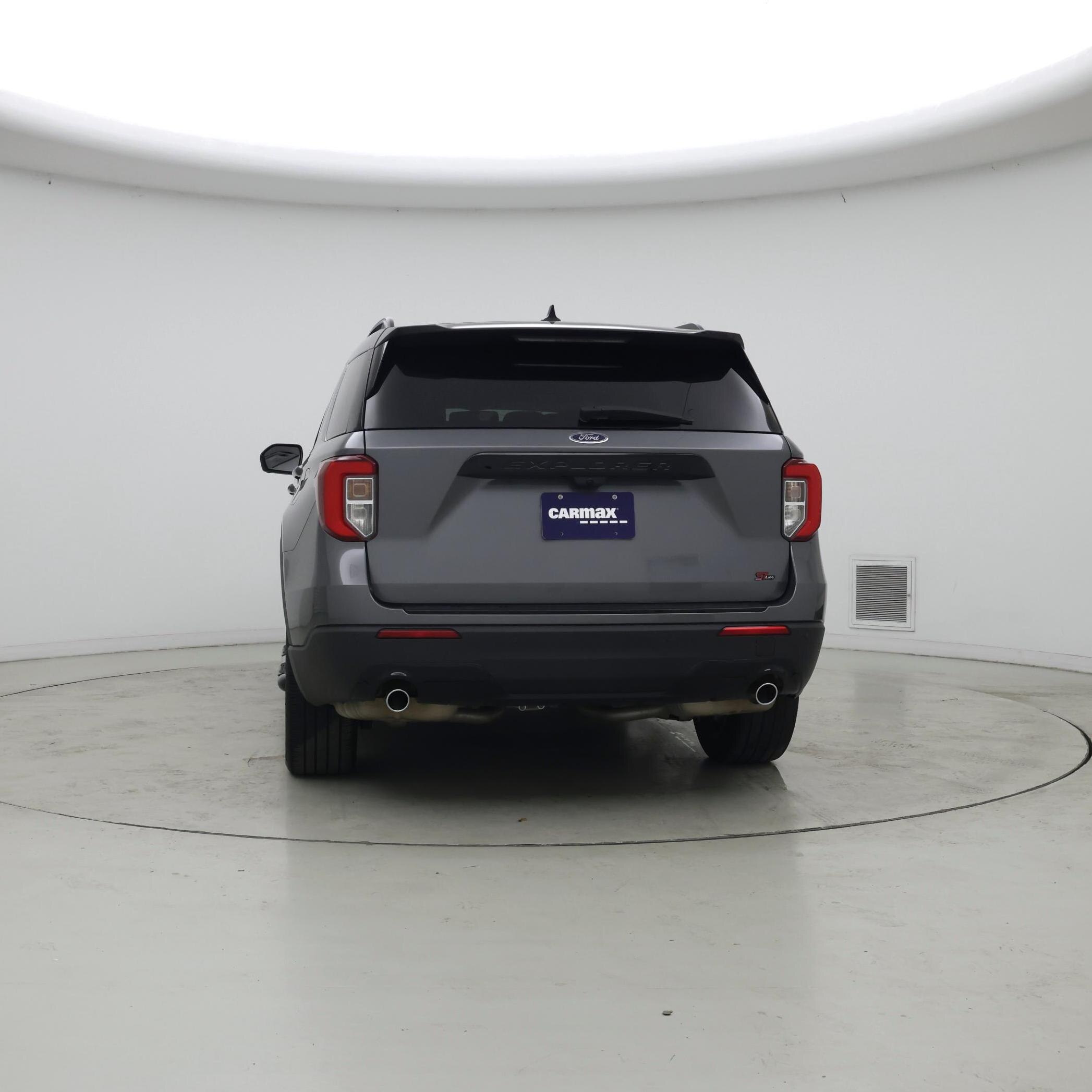Thumbnail: 2022 Ford Explorer - 6