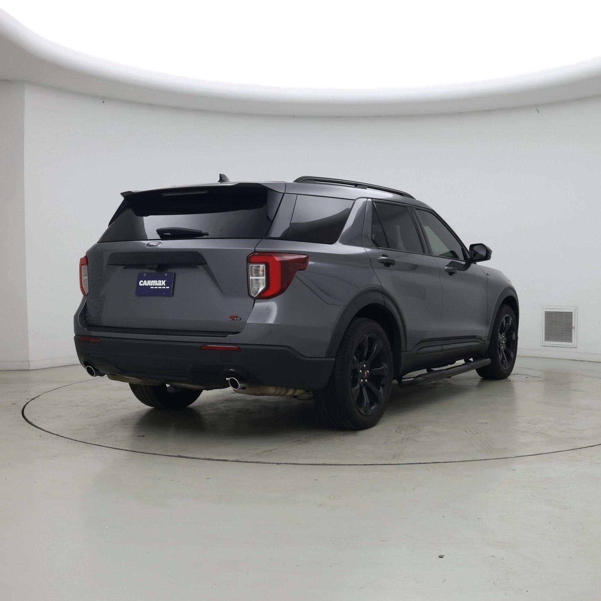Thumbnail: 2022 Ford Explorer - 8