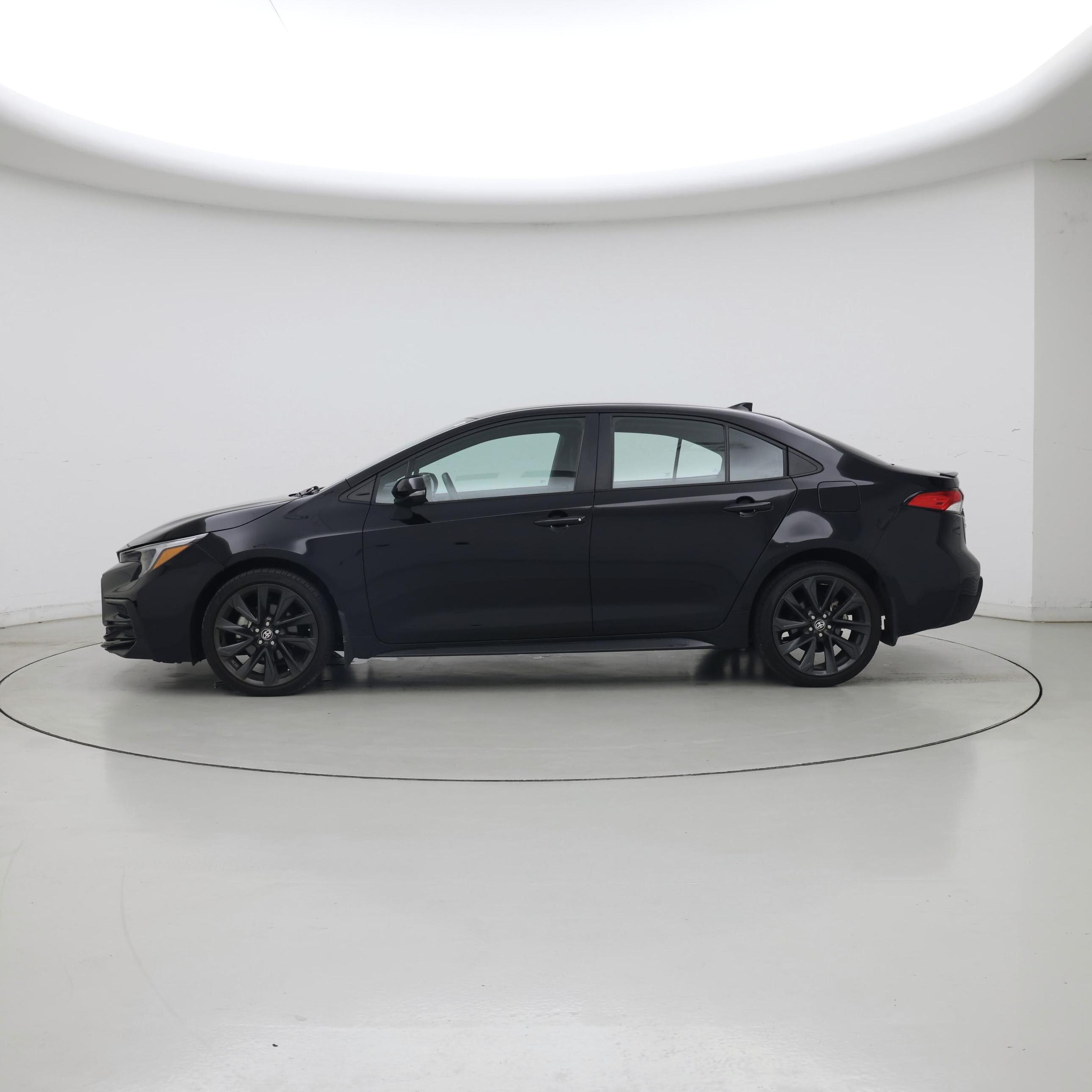 Thumbnail: 2024 Toyota Corolla - 3