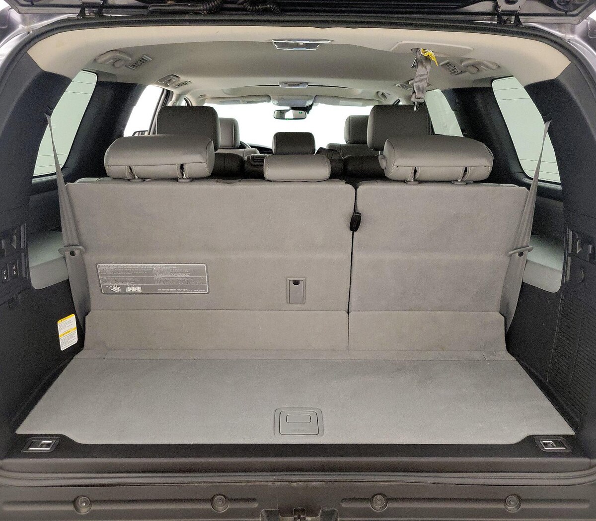 Trunk/Cargo (Seats Up)