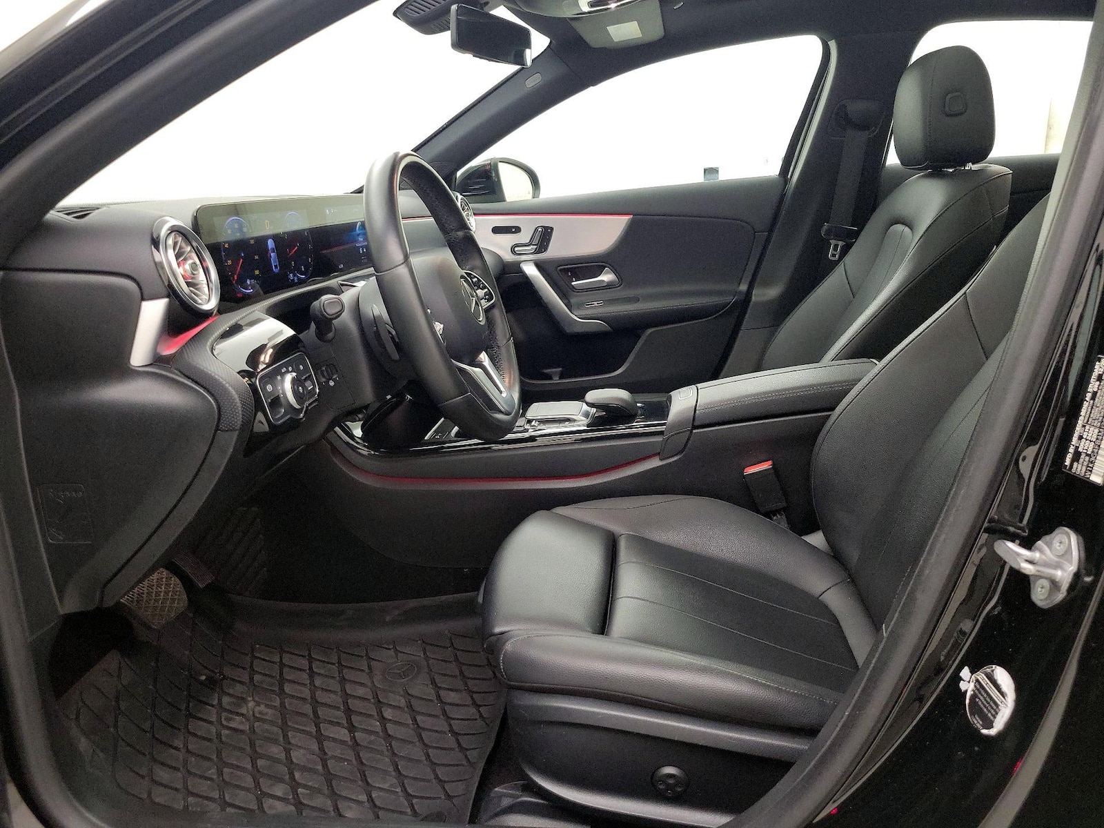 Power Seat(s) & Side Airbags