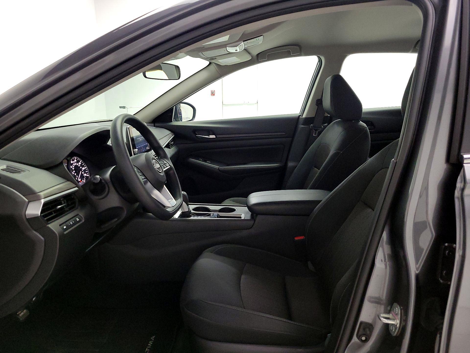 Thumbnail: 2025 Nissan Altima - 11