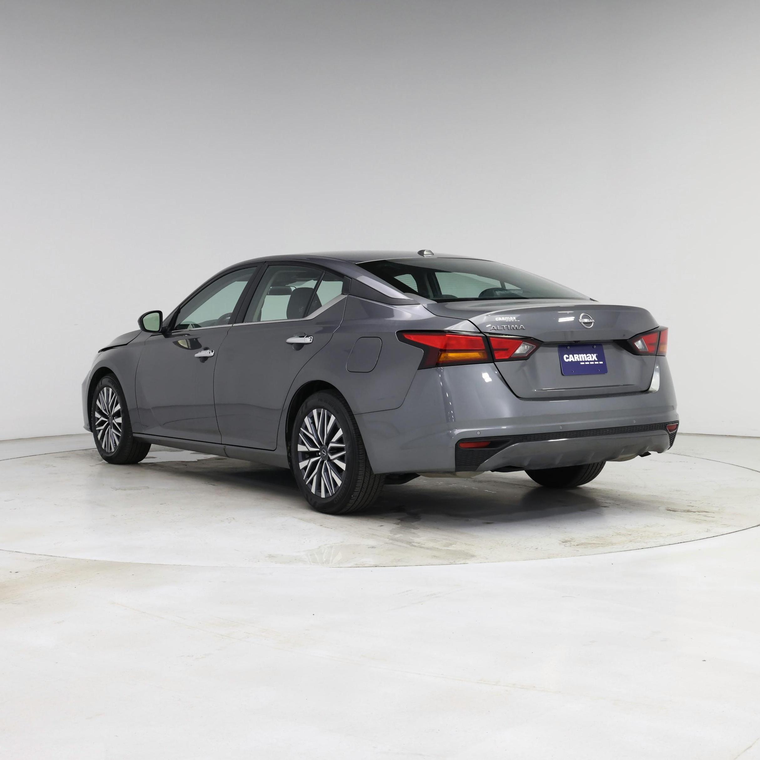 Thumbnail: 2025 Nissan Altima - 2