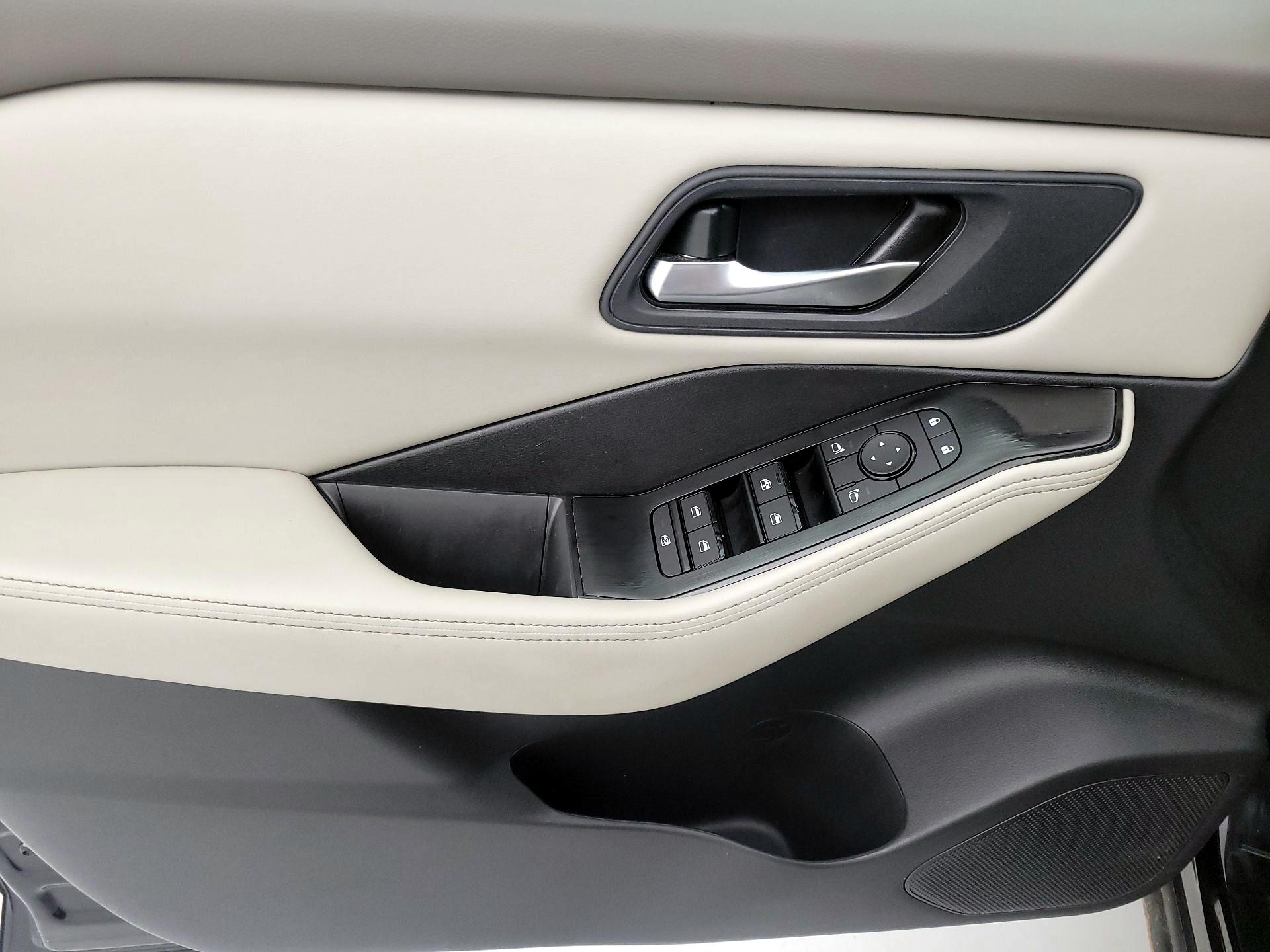 Thumbnail: 2025 Nissan Rogue - 12