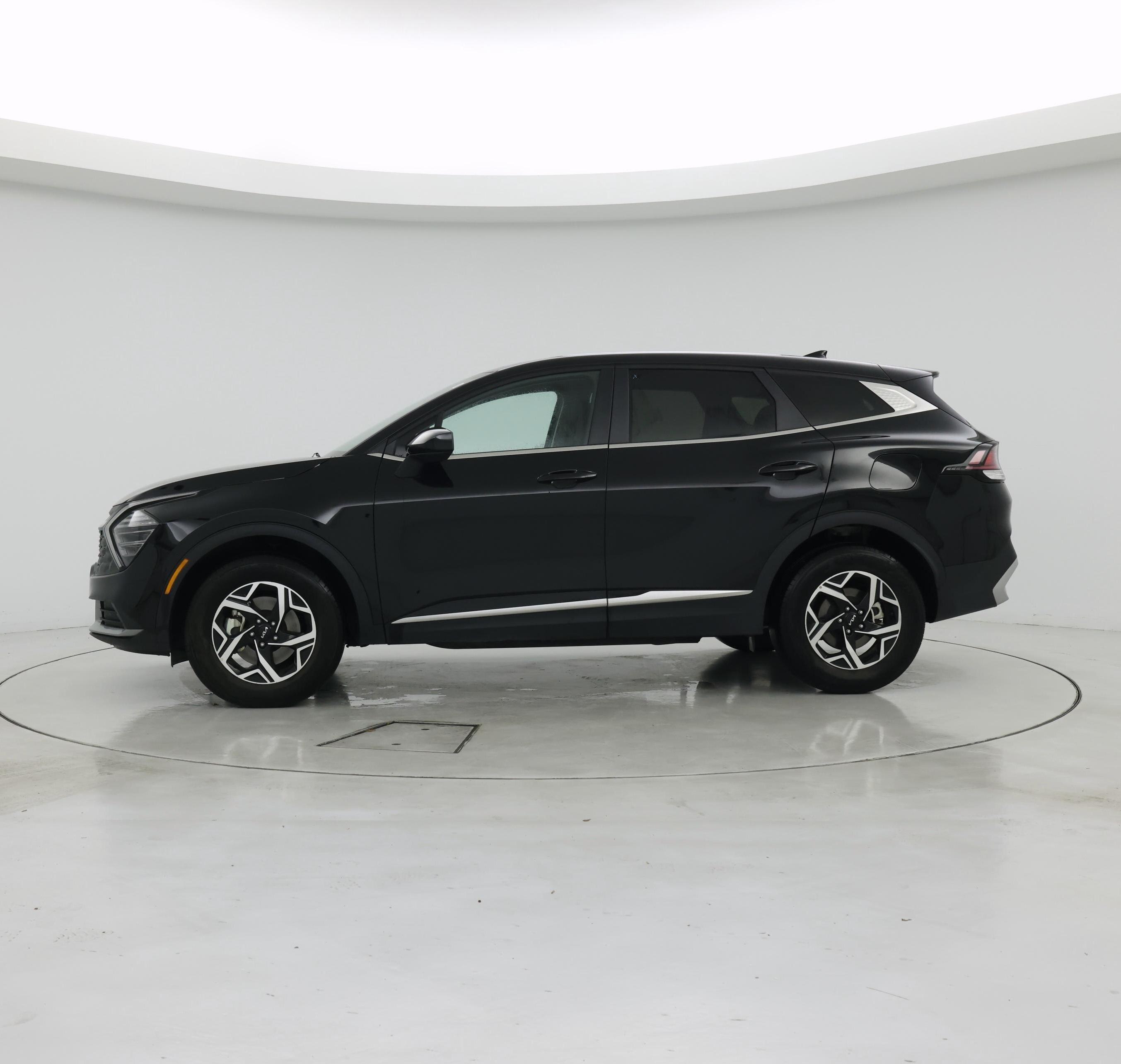 Thumbnail: 2025 Kia Sportage - 3