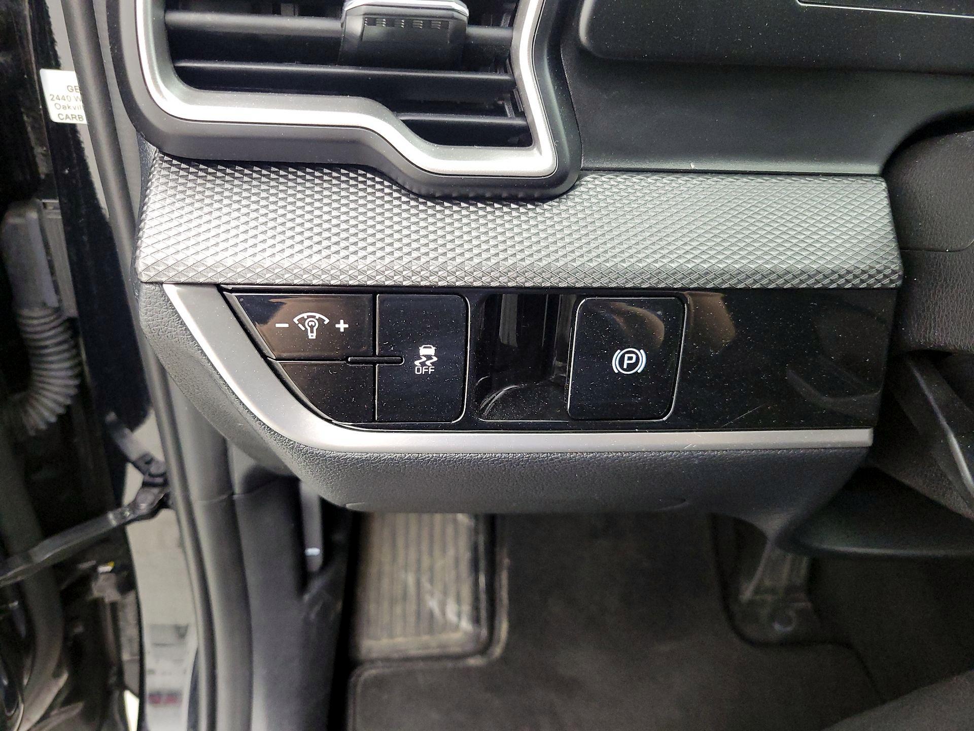 Thumbnail: 2025 Kia Sportage - 13