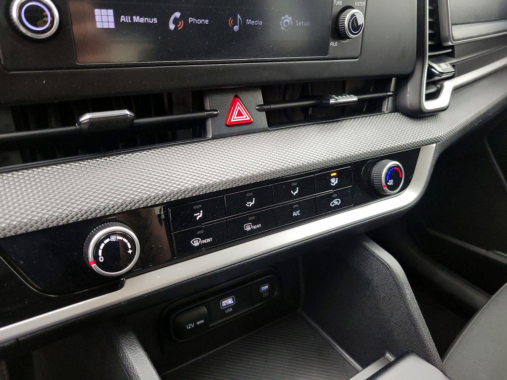 Thumbnail: 2025 Kia Sportage - 16