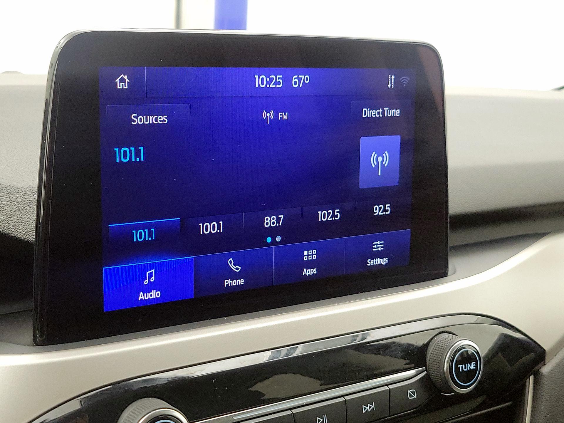 Thumbnail: 2022 Ford Escape - 15