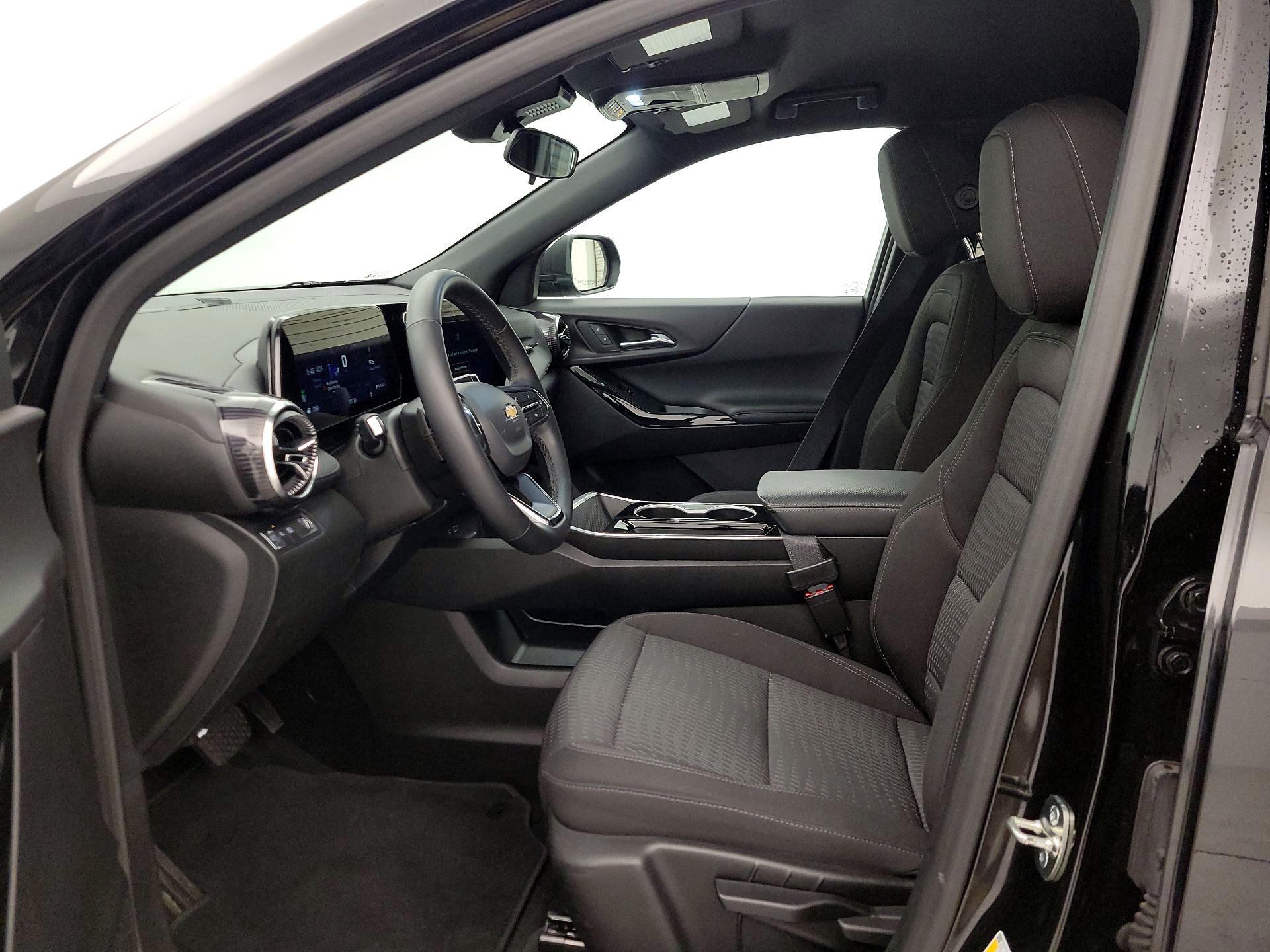 Thumbnail: 2025 Chevrolet Equinox - 11