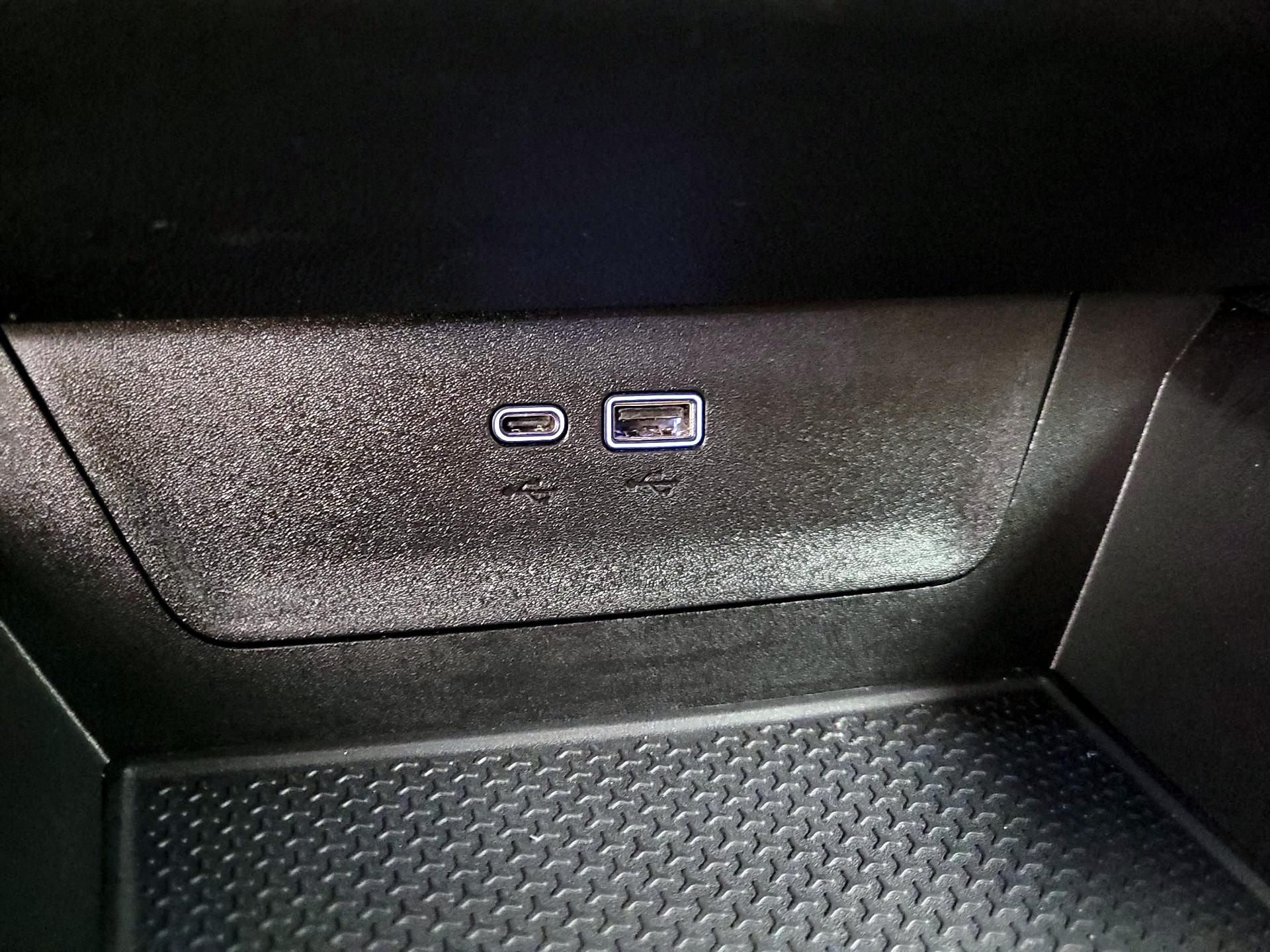 Thumbnail: 2025 Chevrolet Equinox - 18