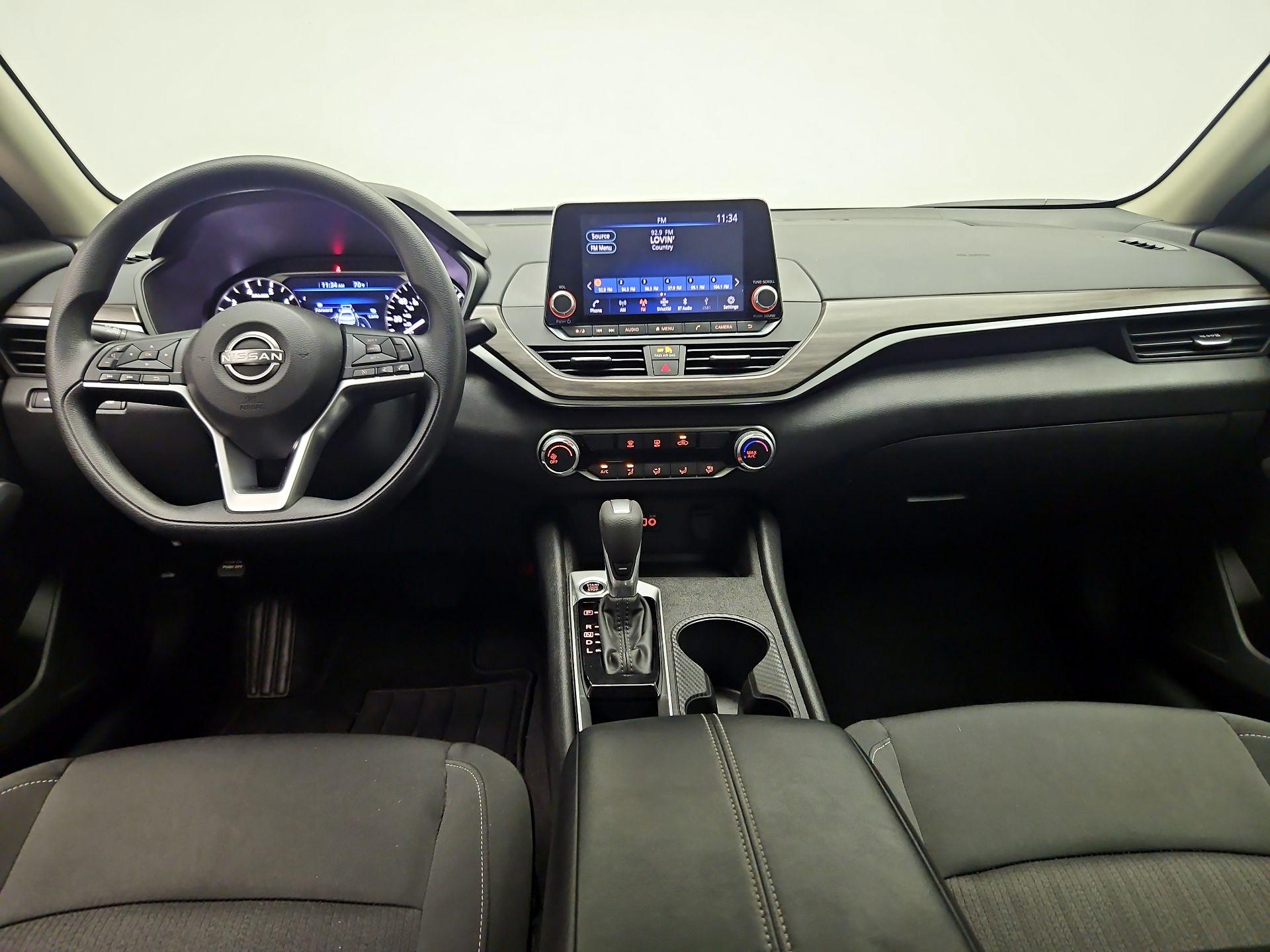 Thumbnail: 2025 Nissan Altima - 9