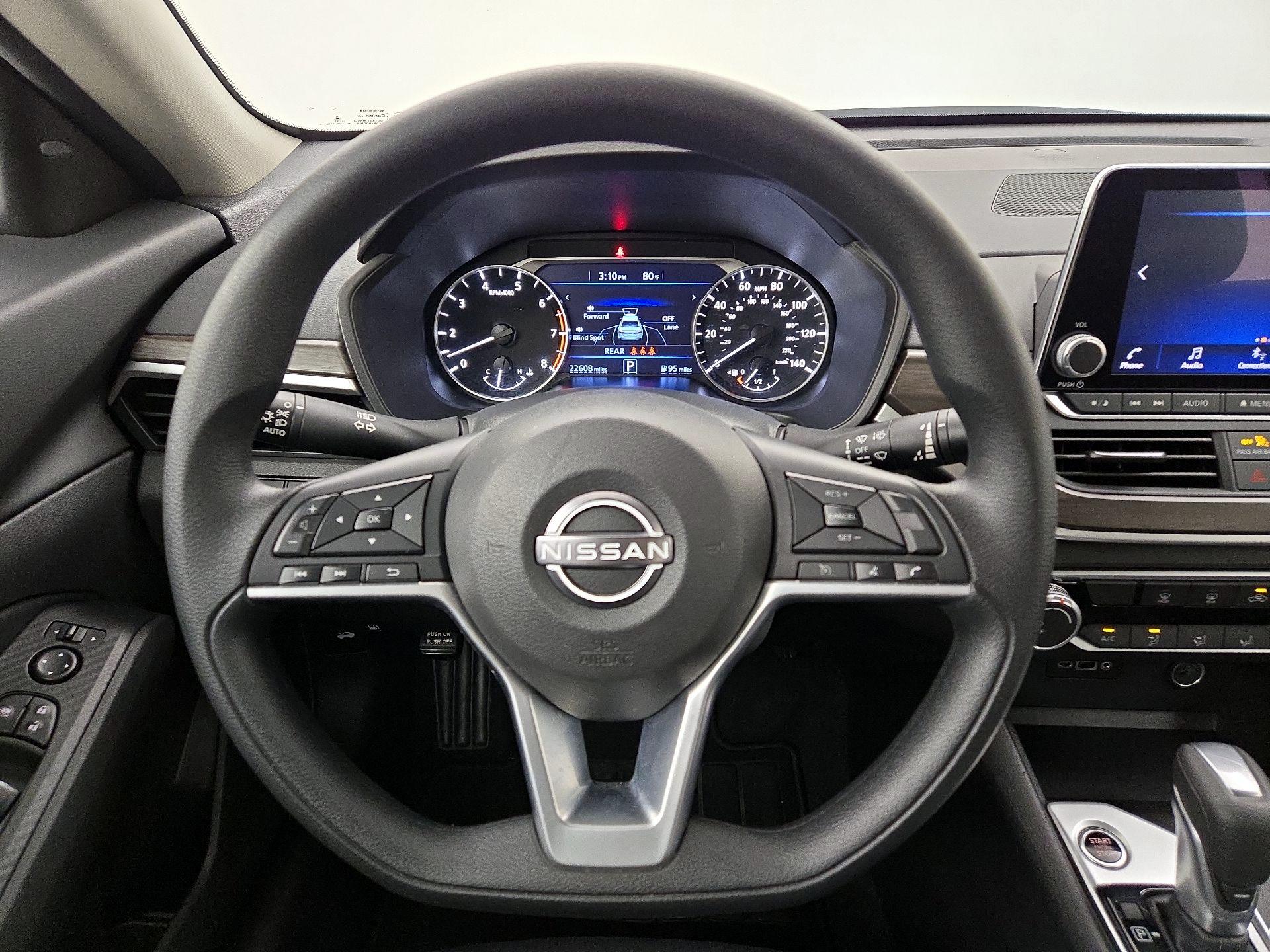 Thumbnail: 2025 Nissan Altima - 10