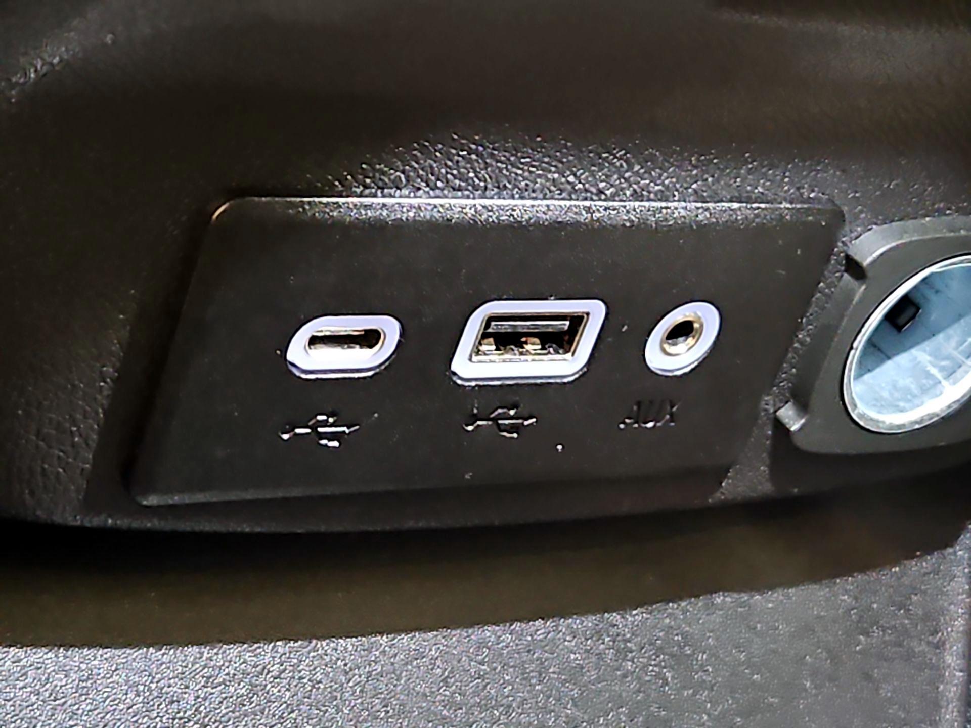 Thumbnail: 2024 Chevrolet Malibu - 18
