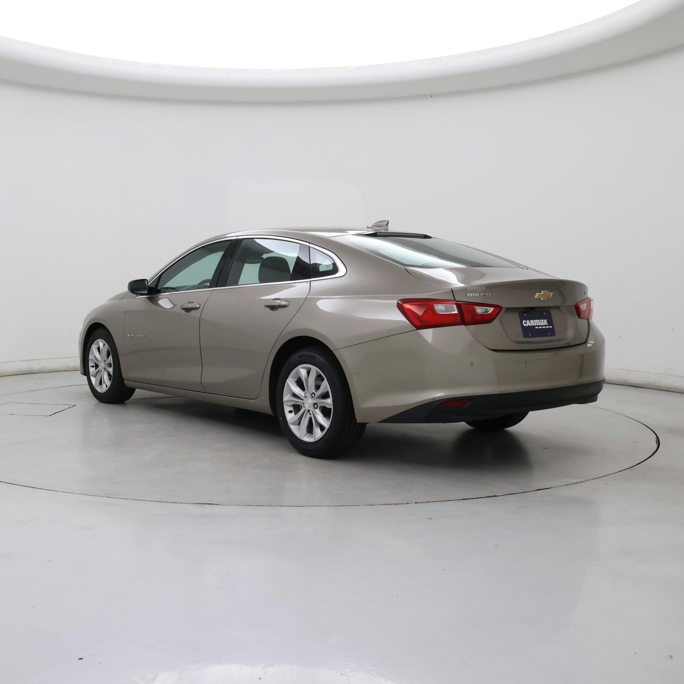 Thumbnail: 2024 Chevrolet Malibu - 2