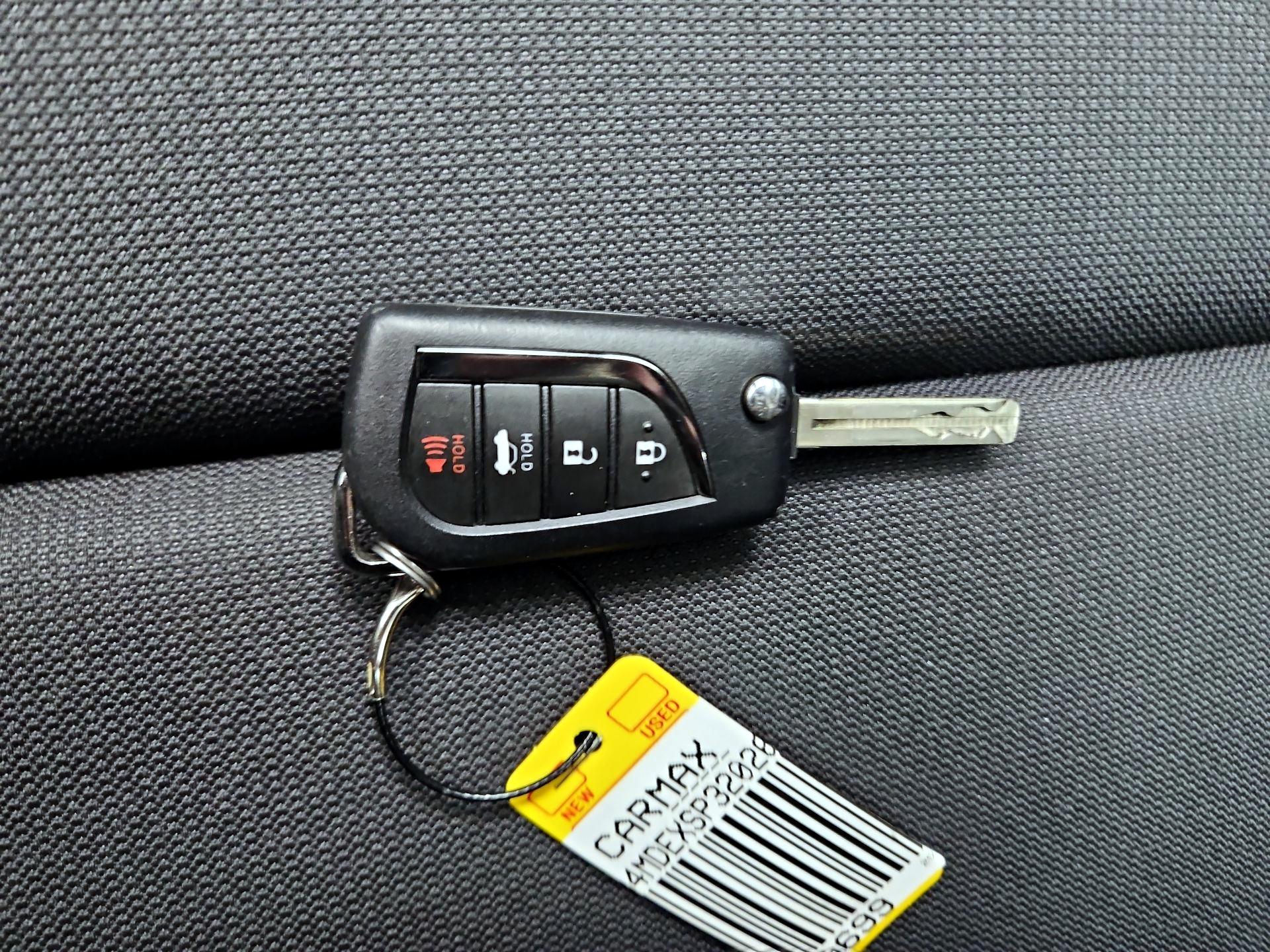 Thumbnail: 2025 Toyota Corolla - 20