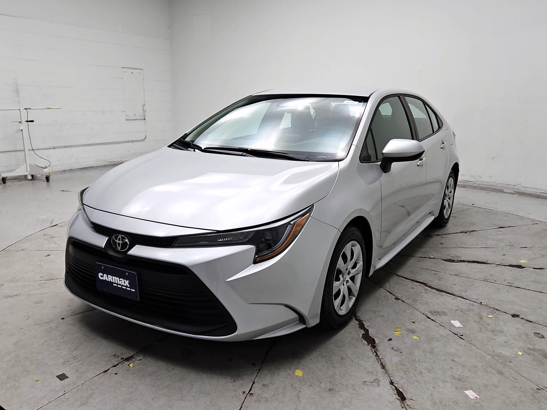 Thumbnail: 2025 Toyota Corolla - 3