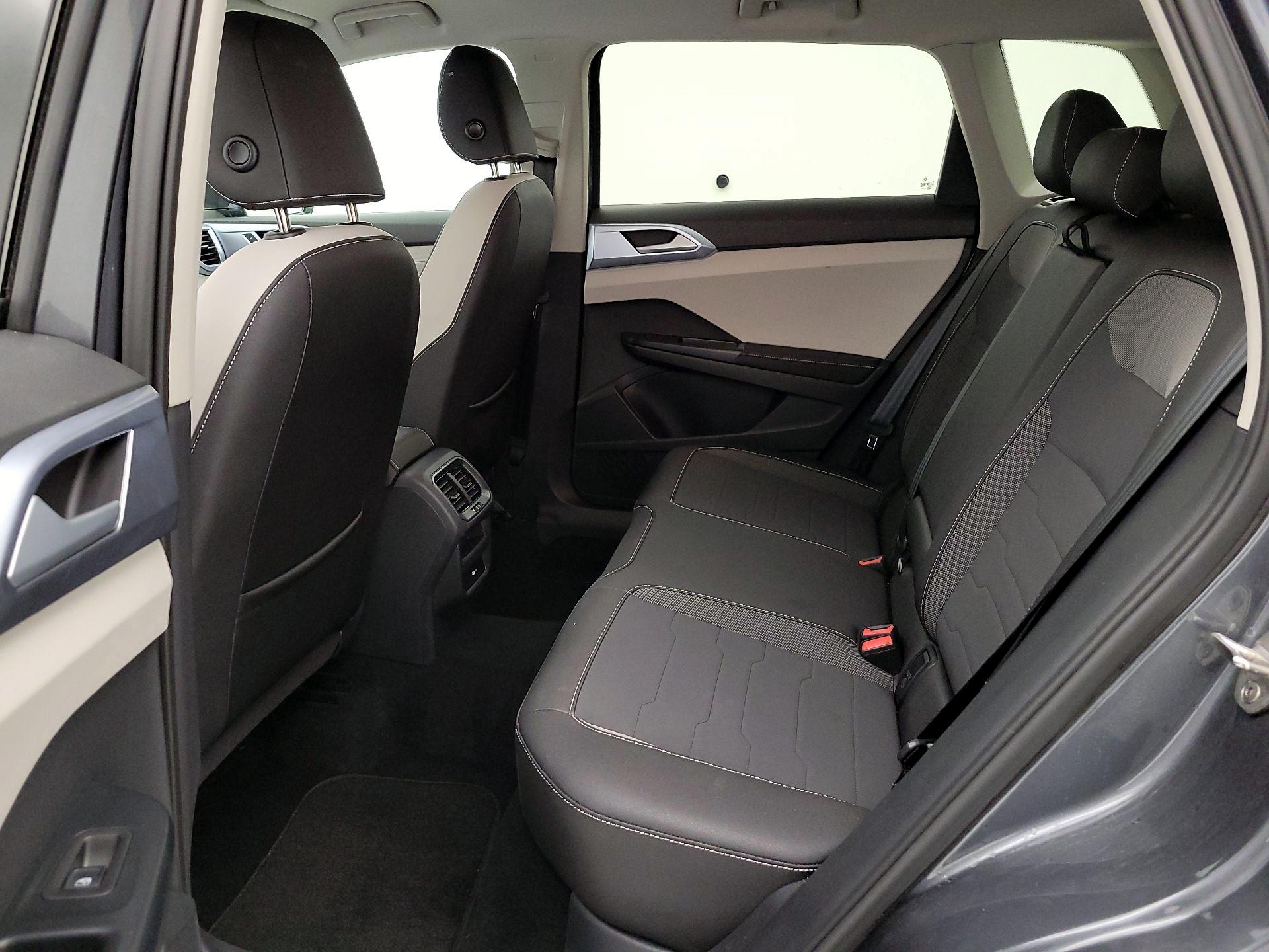 Thumbnail: 2025 Volkswagen Taos - 19