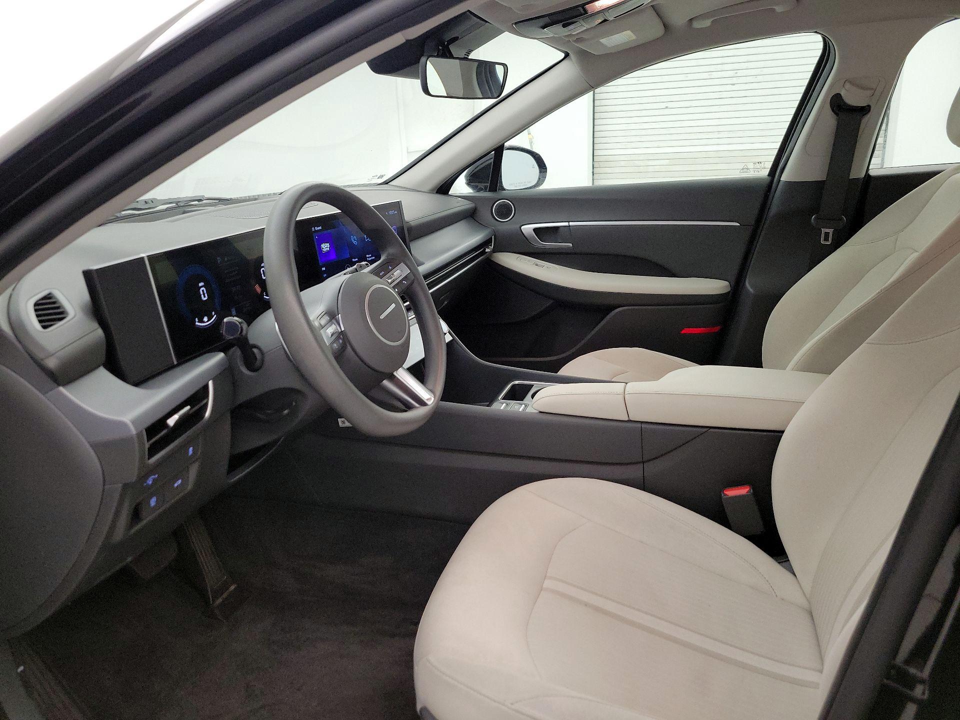 Thumbnail: 2025 Hyundai Sonata - 11