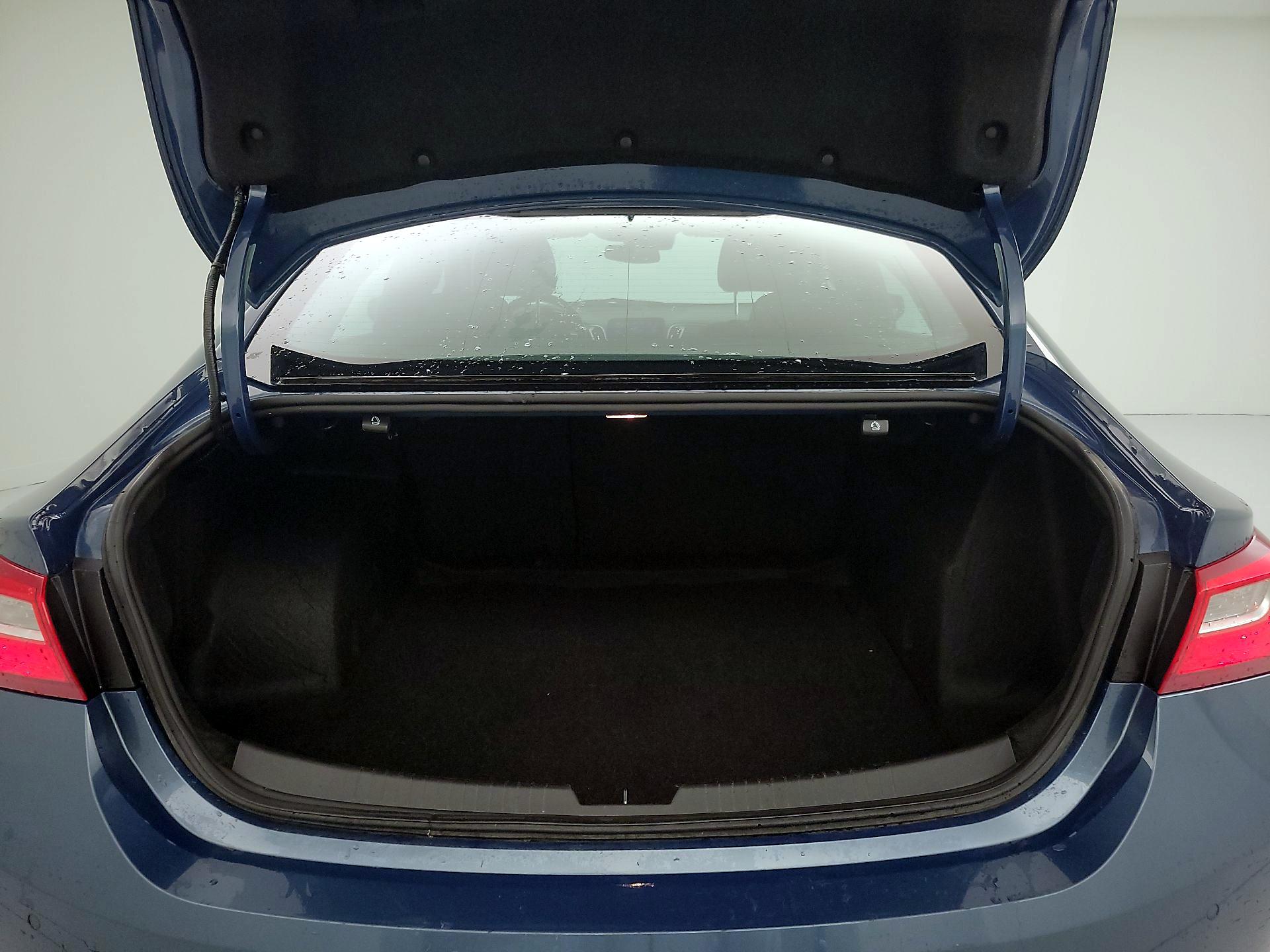 Thumbnail: 2024 Chevrolet Malibu - 20