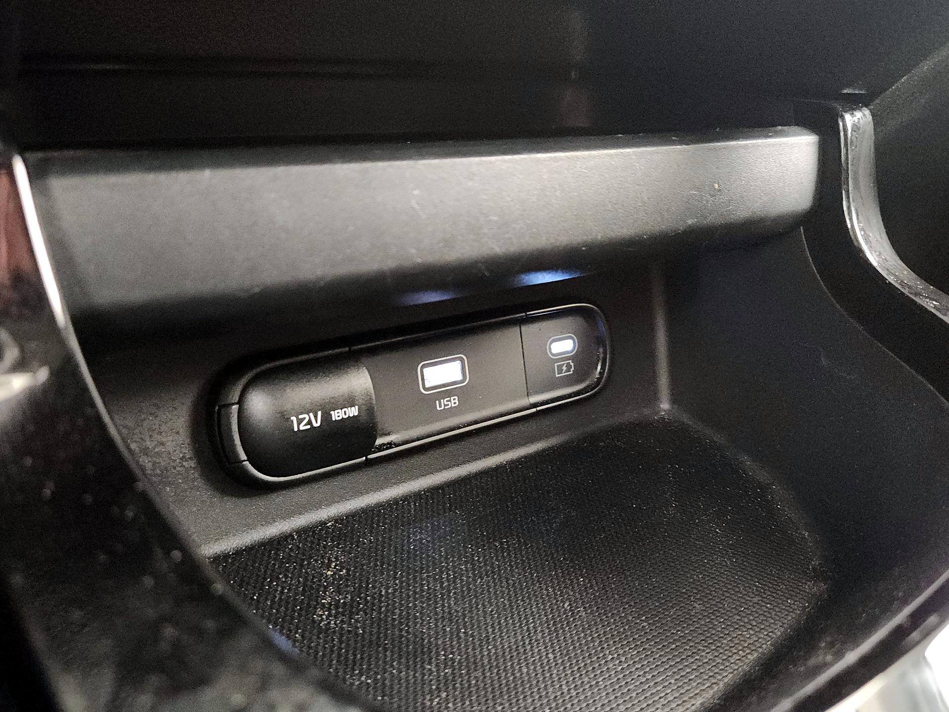 Thumbnail: 2025 Kia Seltos - 19