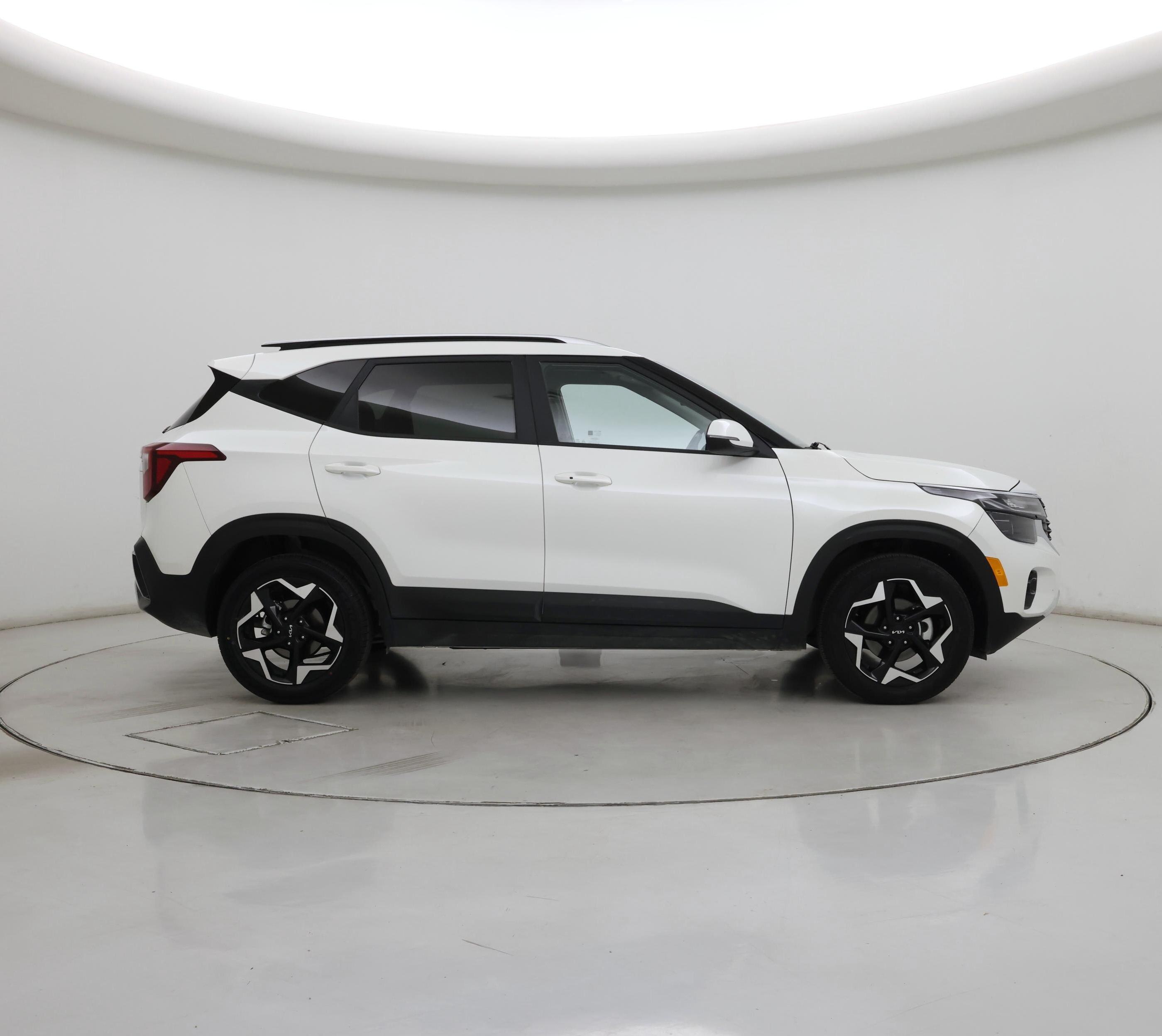 Thumbnail: 2025 Kia Seltos - 7