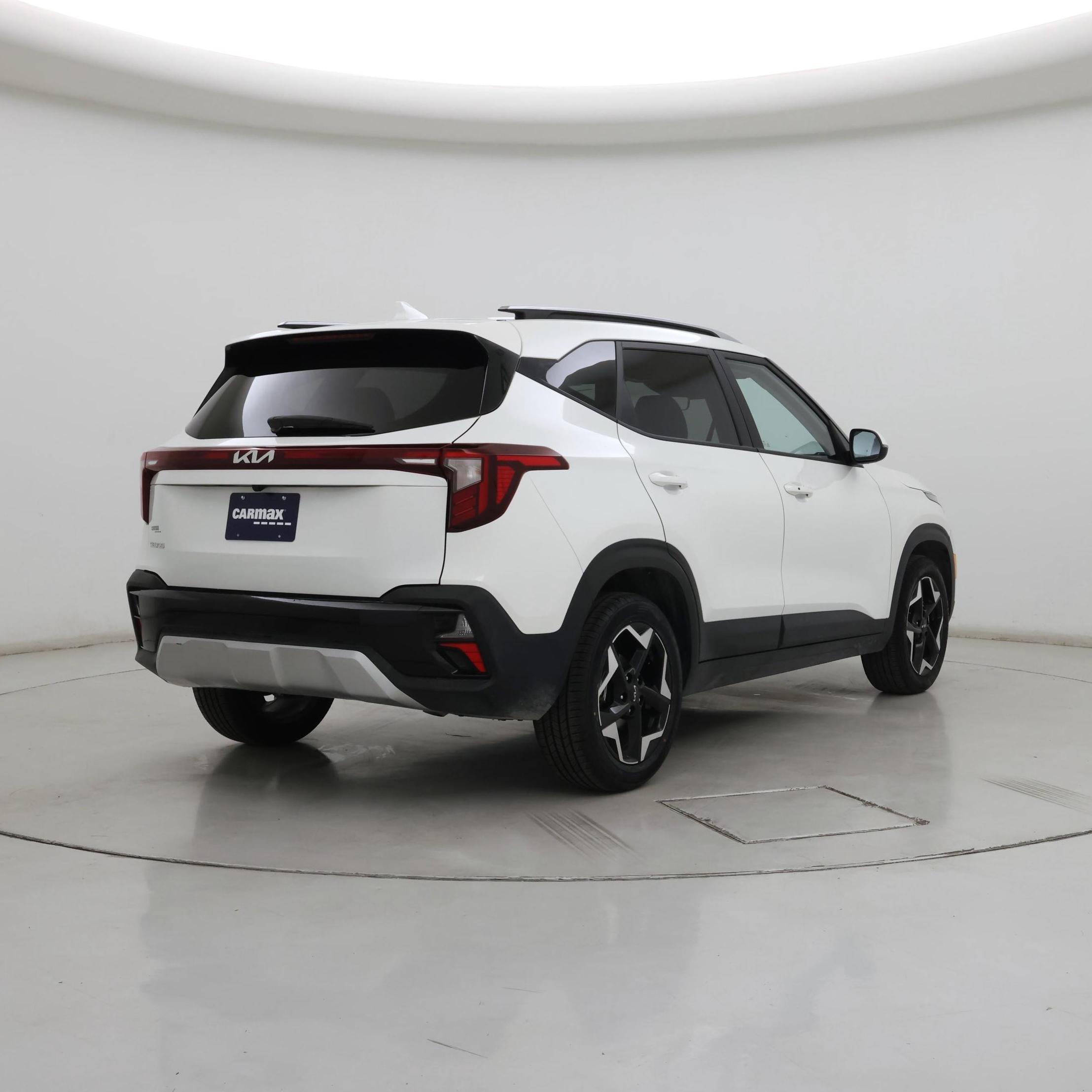 Thumbnail: 2025 Kia Seltos - 8